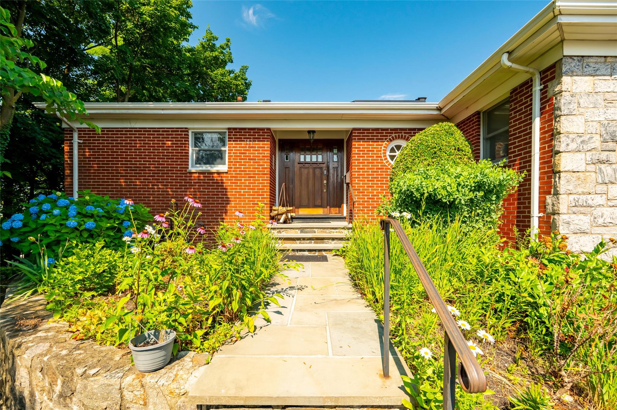 #5 photo, 111 Alta Avenue, Yonkers , NY 10705