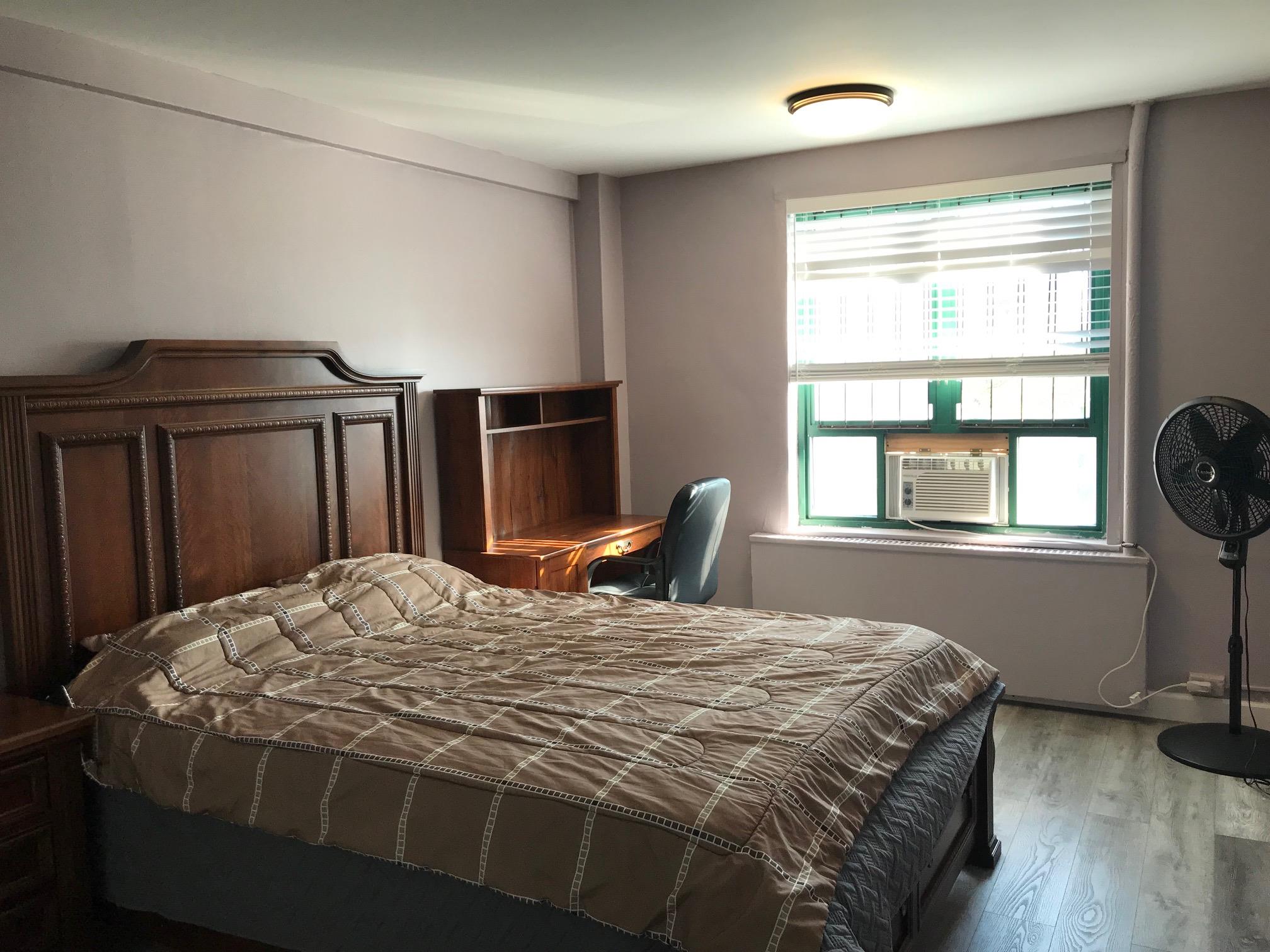 #1 photo, 1935 McGraw Avenue, Bronx , NY 10462