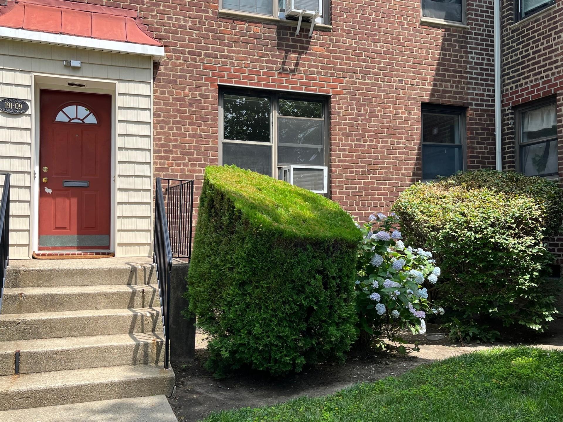 #2 photo, 191-09 39 Avenue, Flushing , NY 11358