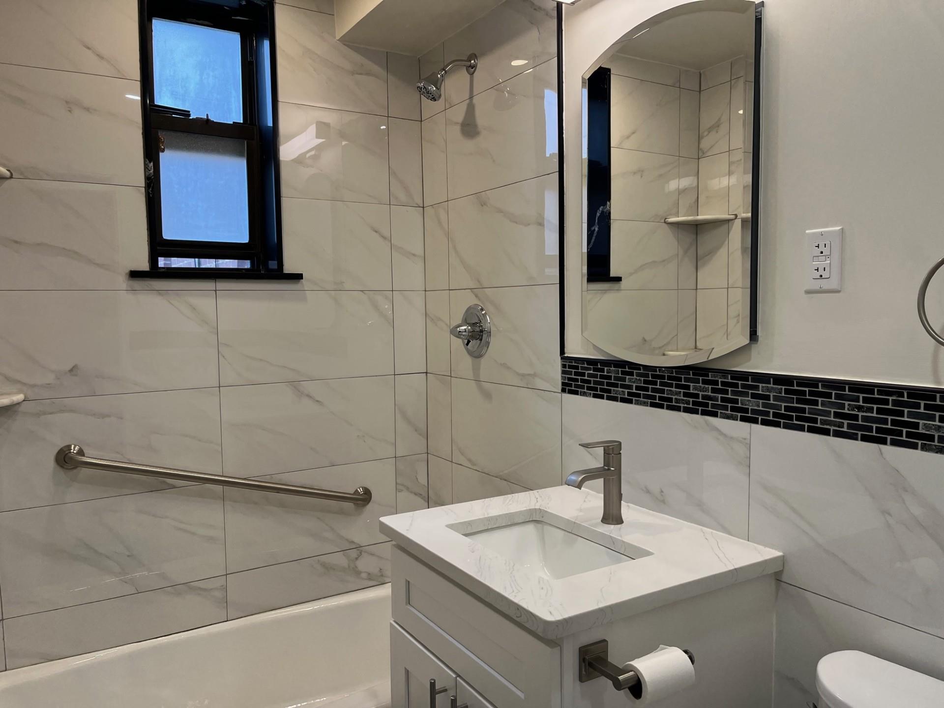 #7 photo, 191-09 39 Avenue, Flushing , NY 11358