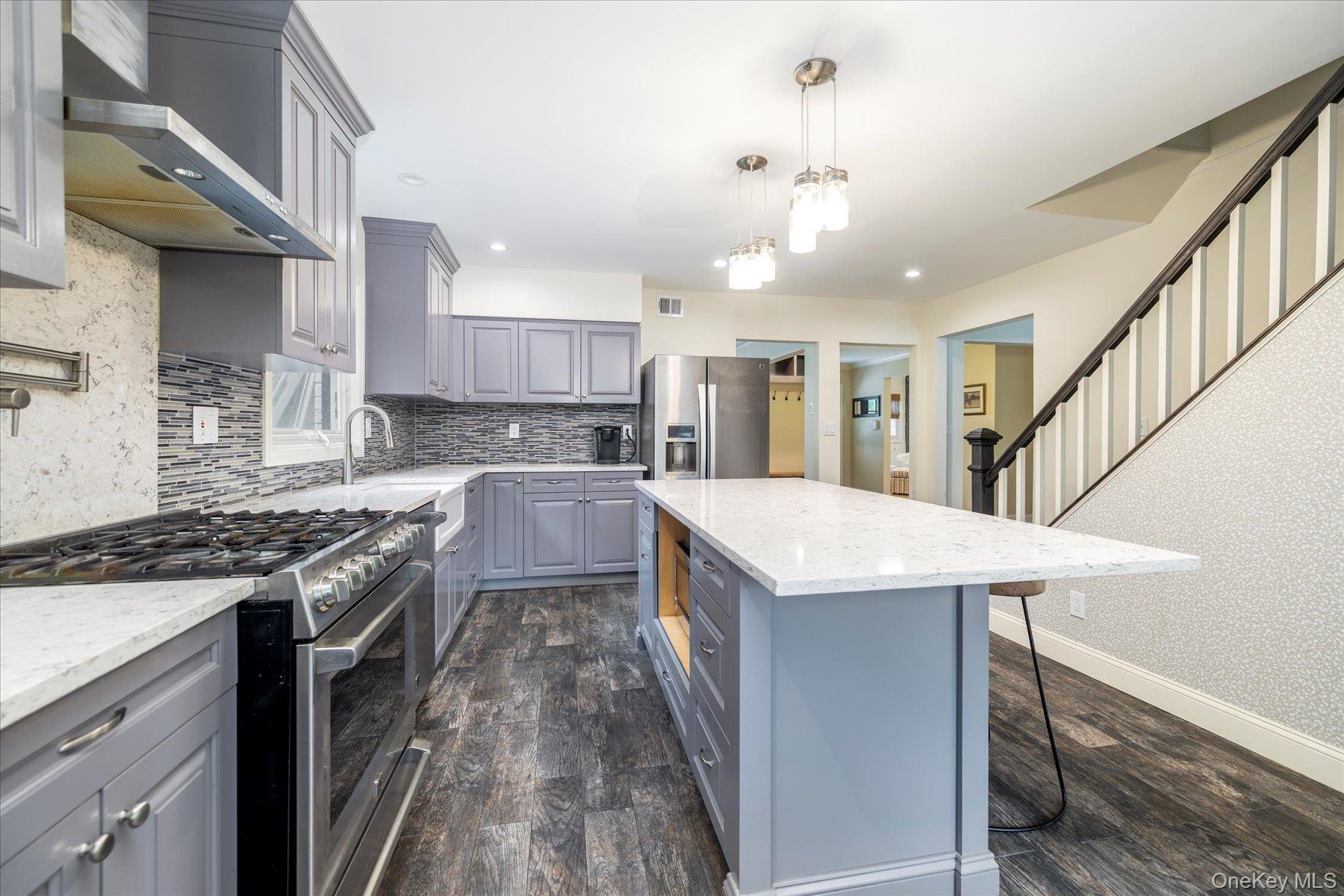 #17 photo, 6 Blenheim Court, ナッソー郡 Rockville Centre , NY 11570