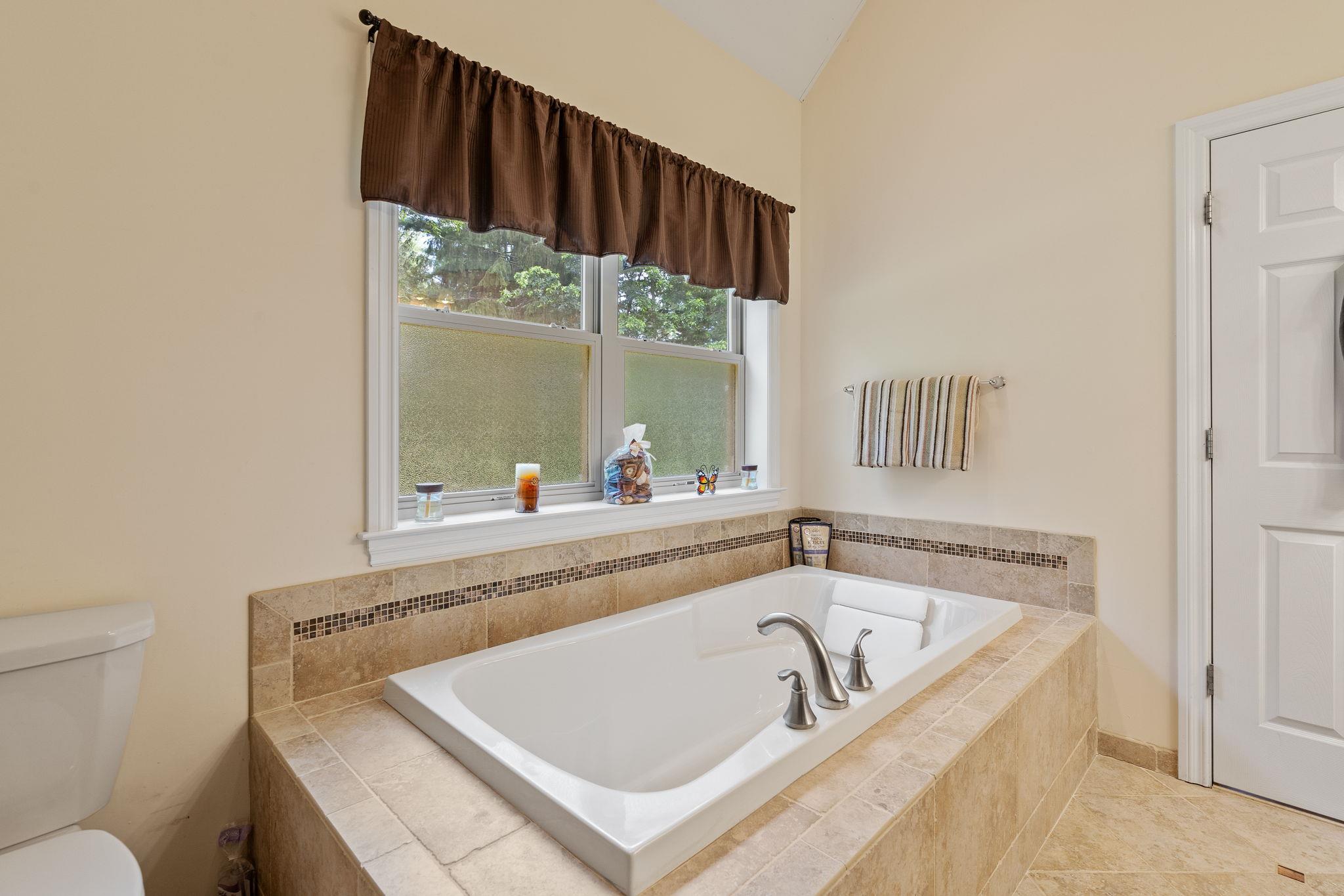 #18 photo, 50 Meghan Court, Pine Bush , NY 12566