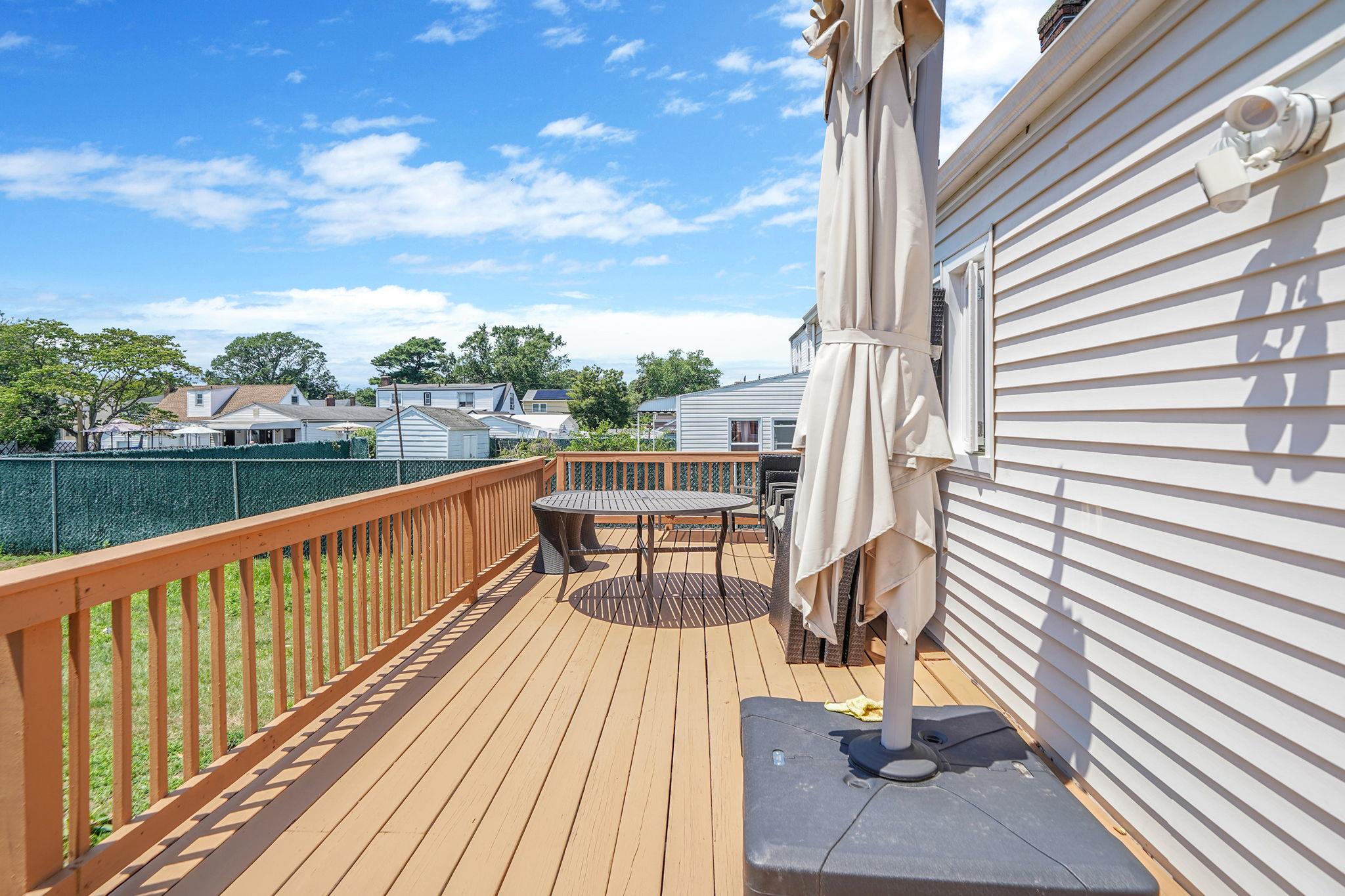 #14 photo, 722 N Ascan Street, ナッソー郡 Elmont , NY 11003