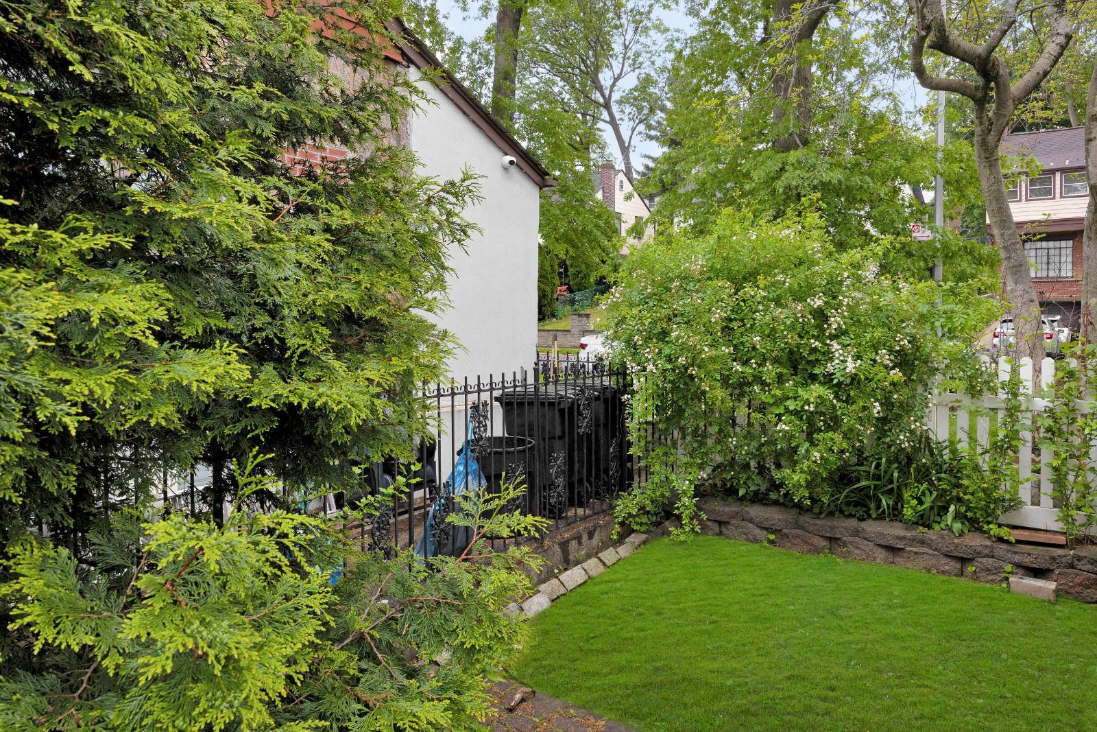 #27 photo, 139-15 Coolidge Ave, クイーンズ区 Briarwood , NY 11435