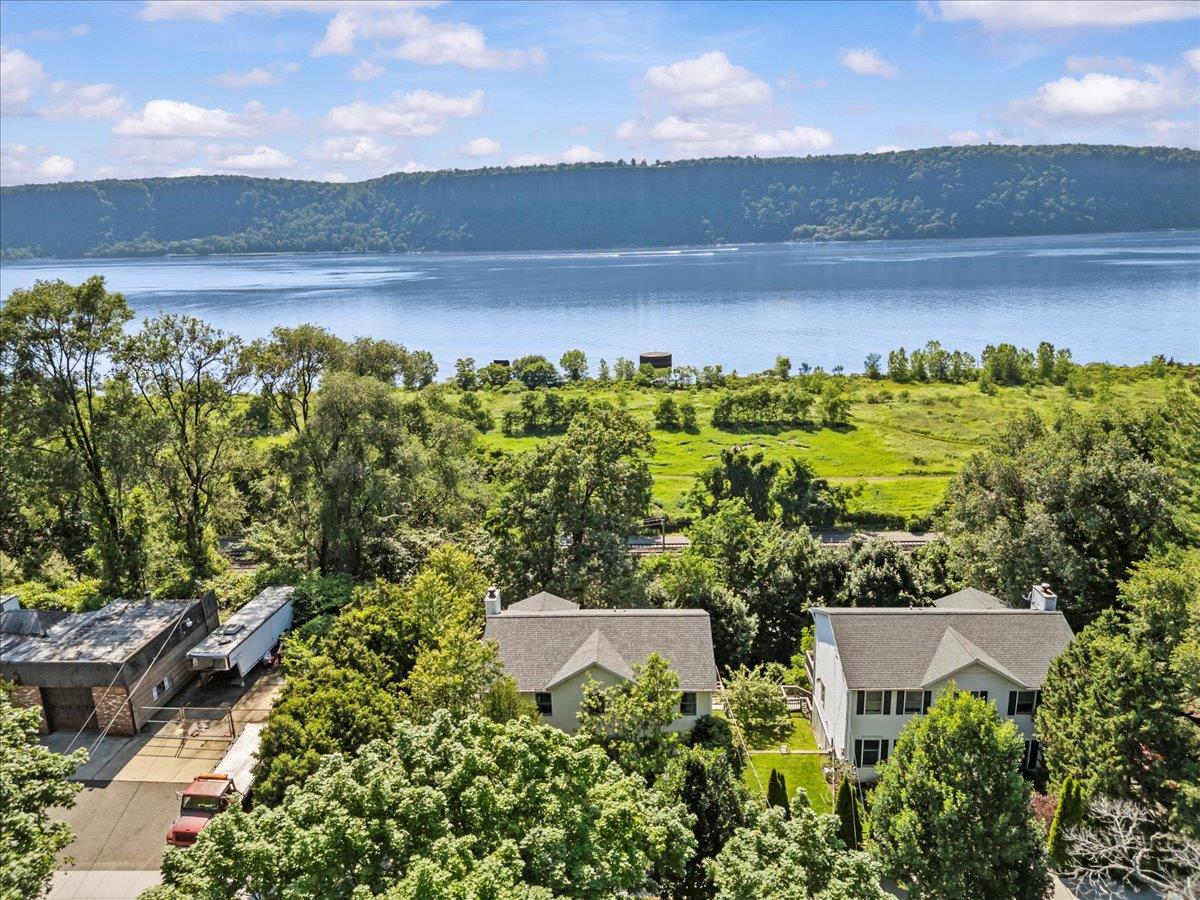 #1 photo, 349 Warburton Avenue, 紐約州 Hastings-on-Hudson , NY 10706