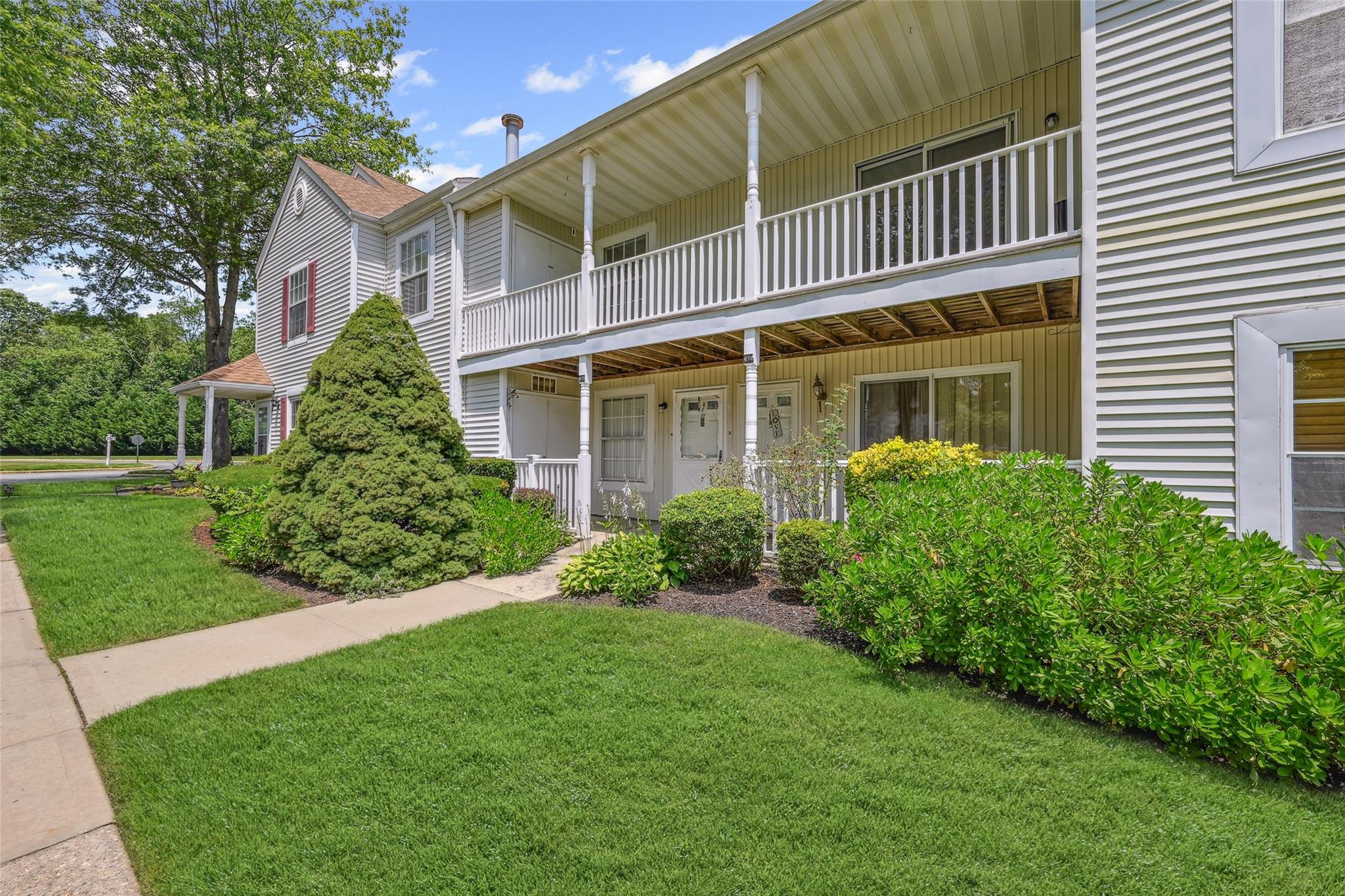 #1 photo, 276 Fairview Circle, Middle Island , NY 11953