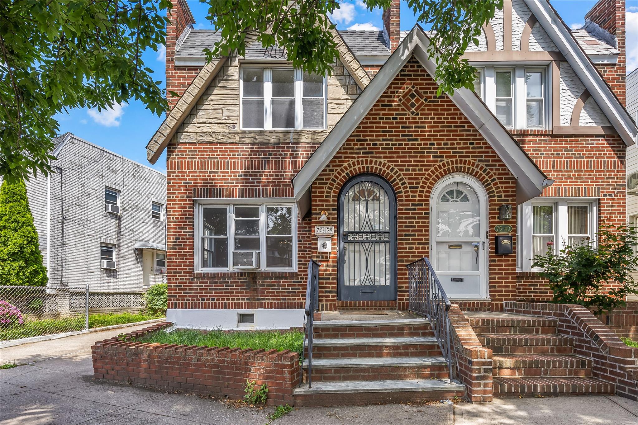 #1 photo, 7539 Furmanville Avenue, كوينز Middle Village , NY 11379