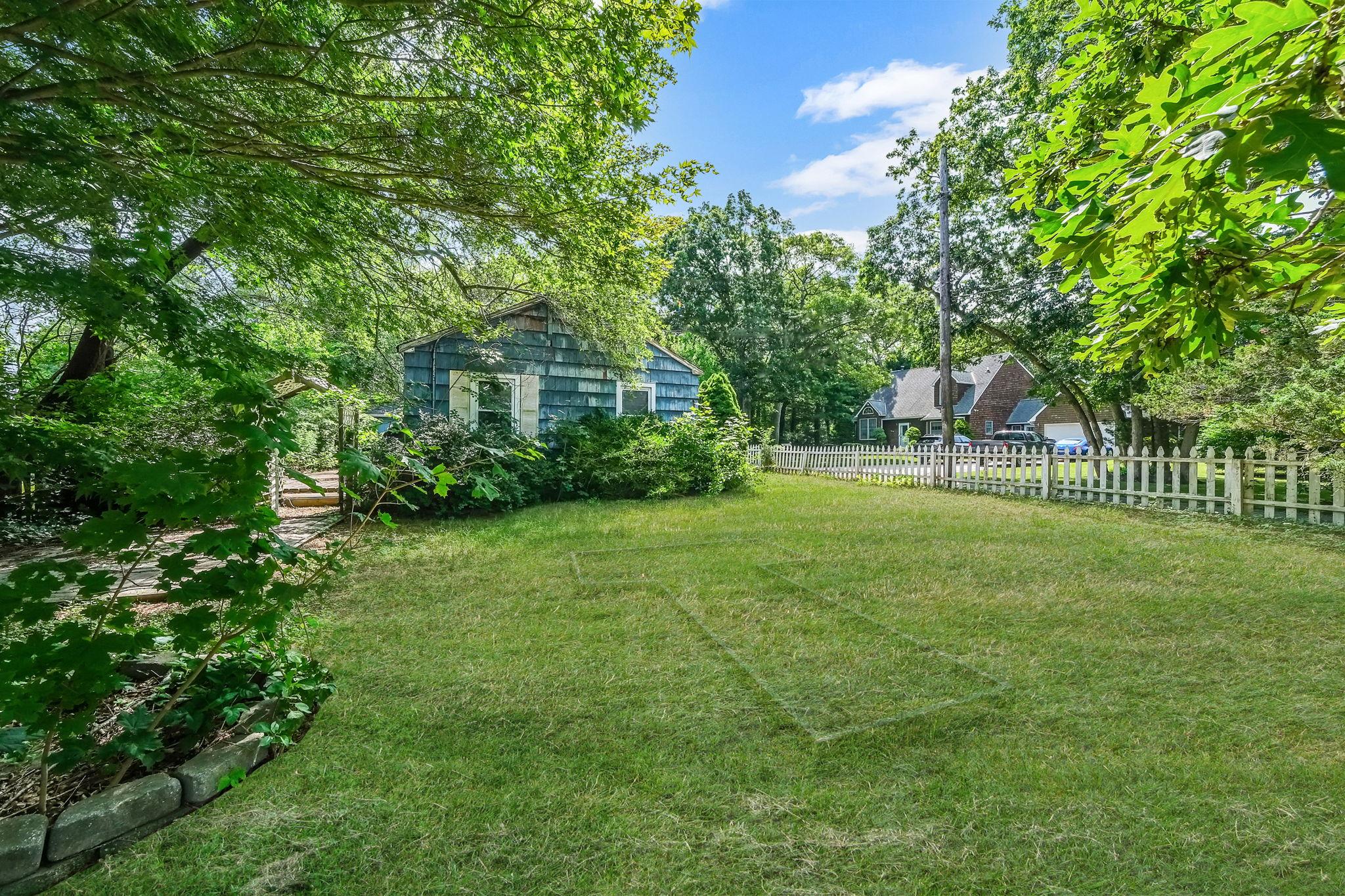 #5 photo, 9 Private Road, 東長島 Medford , NY 11763