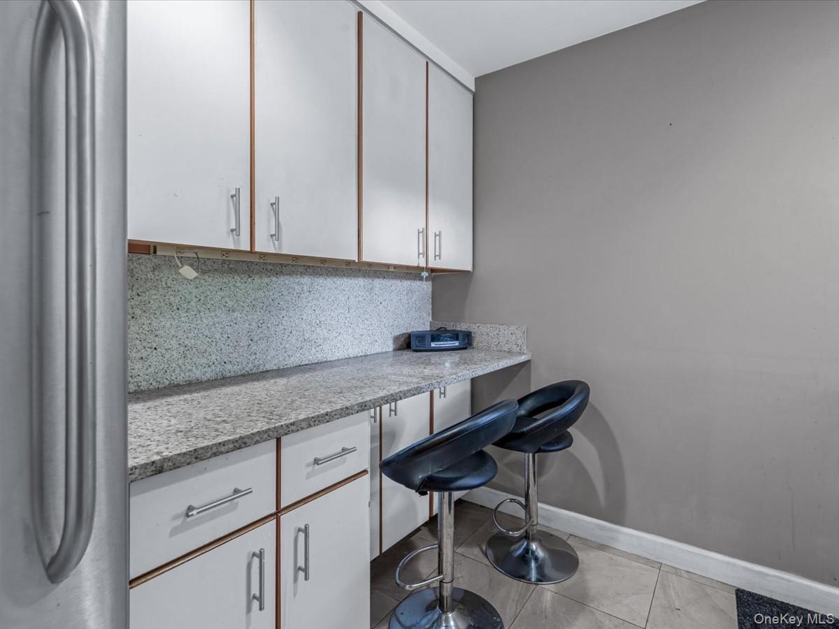 #10 photo, 42-30 Douglaston Parkway, クイーンズ区 Douglaston , NY 11363