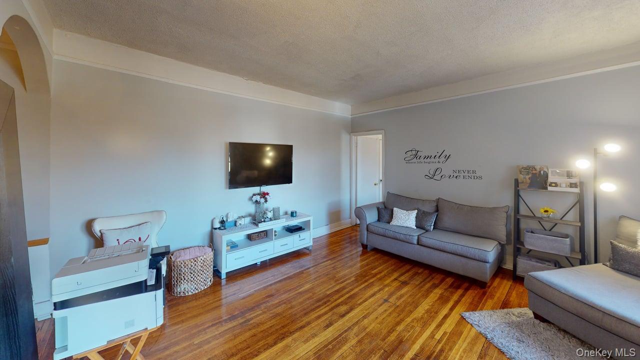 #2 photo, 590 E Third Street, Mount Vernon , NY 10553