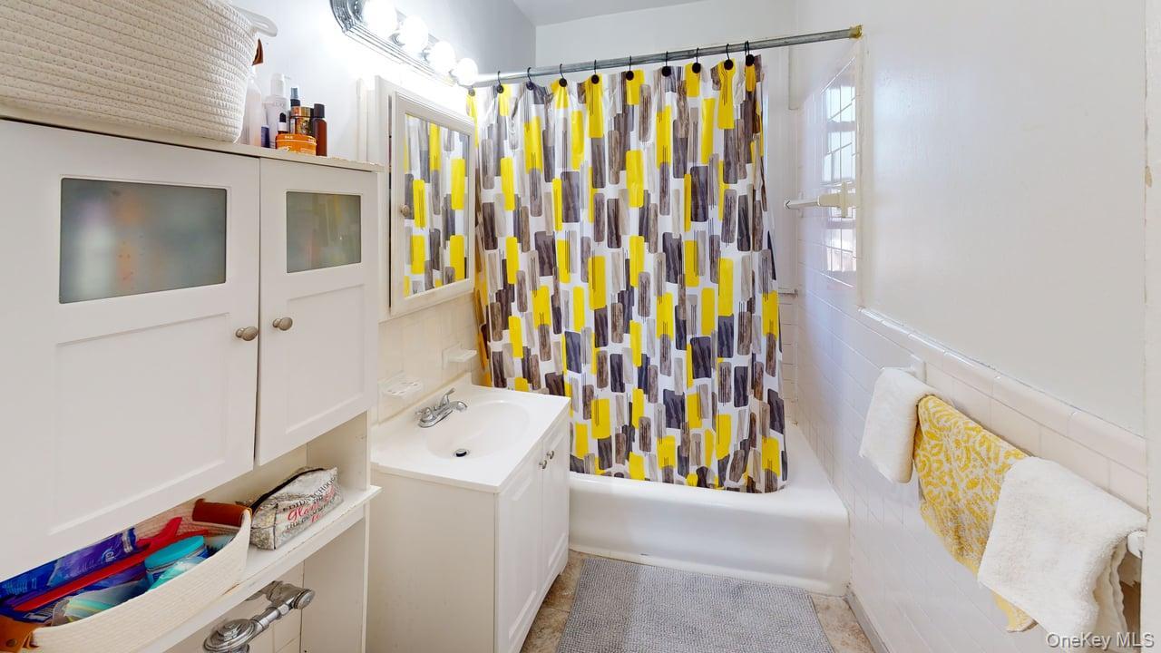 #3 photo, 590 E Third Street, Mount Vernon , NY 10553