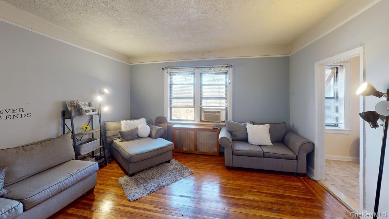 #6 photo, 590 E Third Street, Mount Vernon , NY 10553