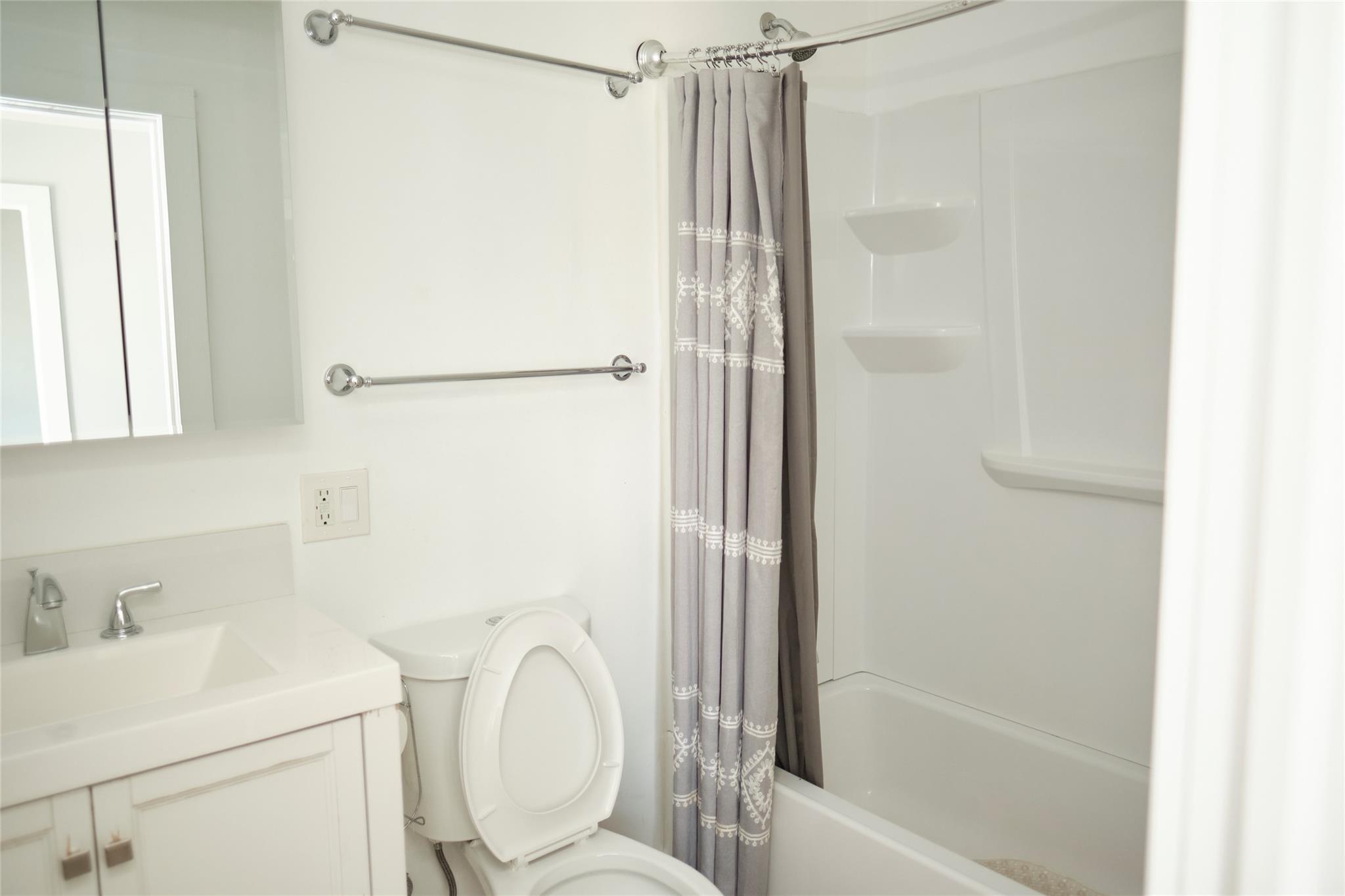 #8 photo, 73 E Main Street, Beacon , NY 12508