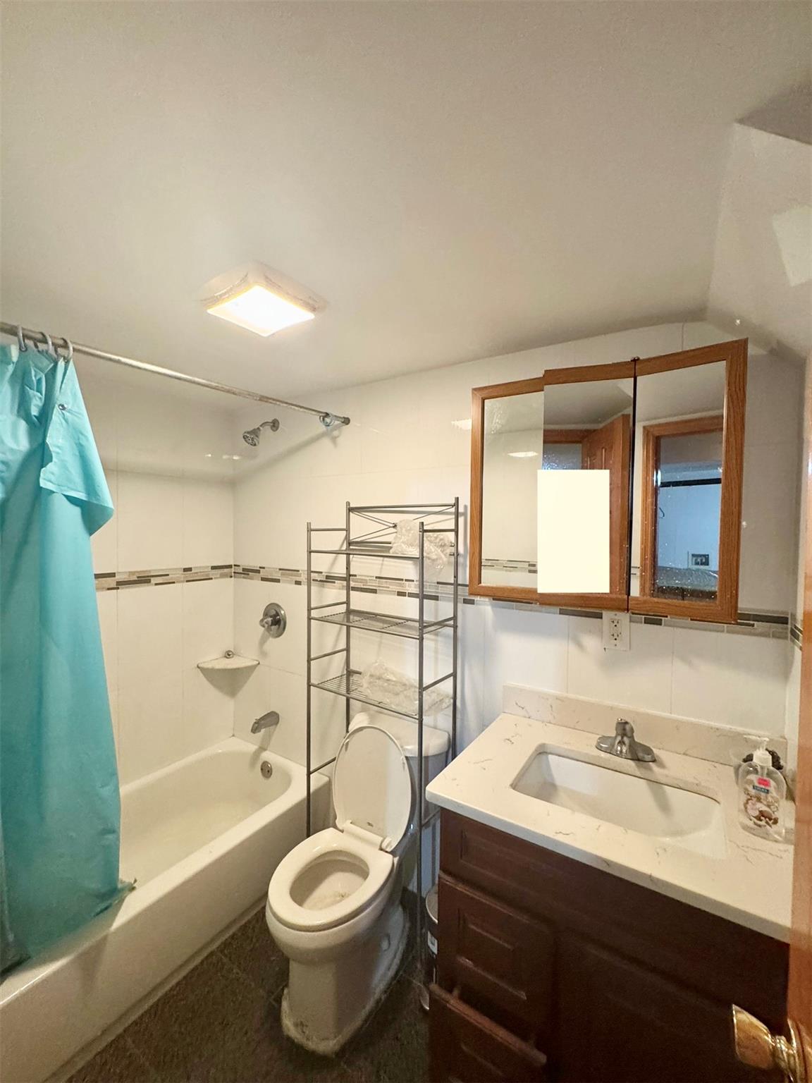 #12 photo, 3715 93rd Street, クイーンズ区 Jackson Heights , NY 11372