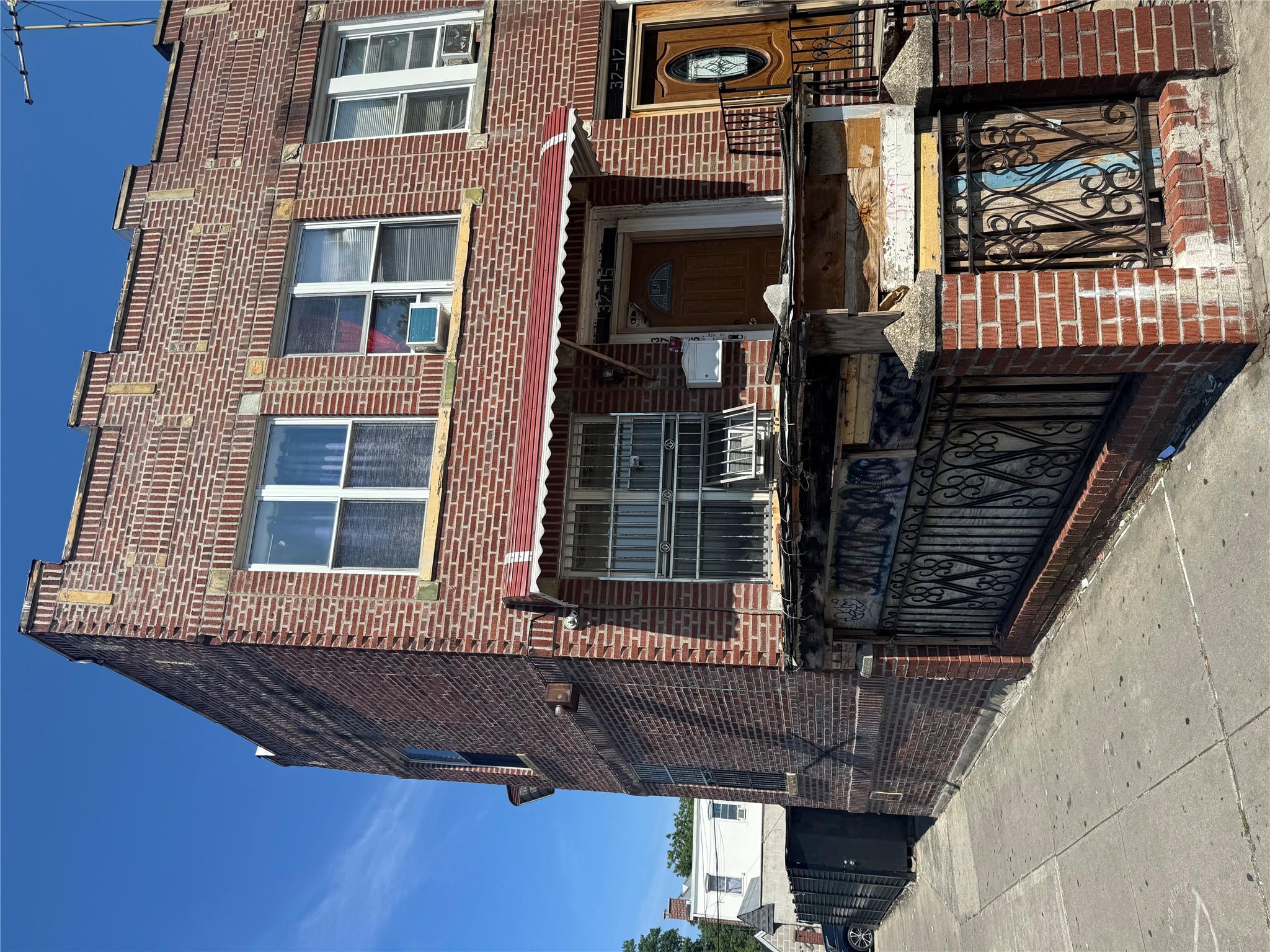 #2 photo, 3715 93rd Street, クイーンズ区 Jackson Heights , NY 11372