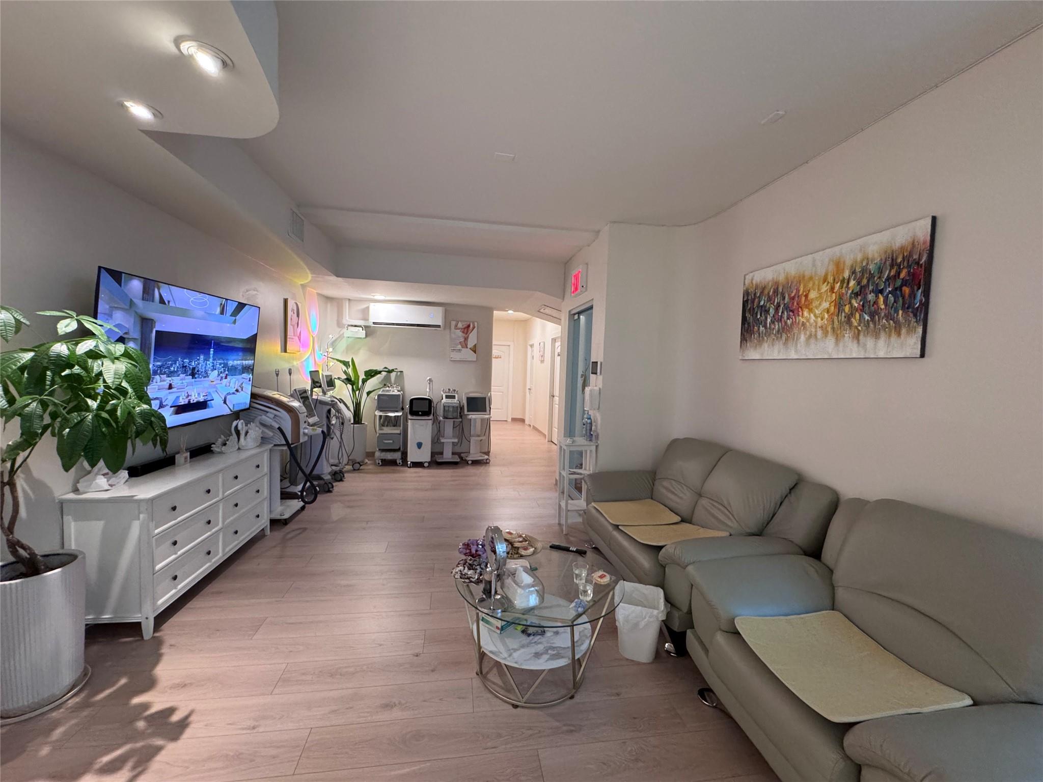 #6 photo, 36-50 main st 3F, クイーンズ区 Flushing , NY 11354