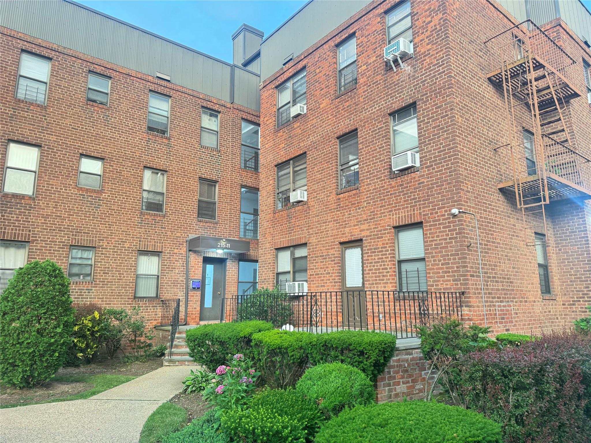 #1 photo, 21511 48th Avenue, クイーンズ区 Bayside , NY 11361