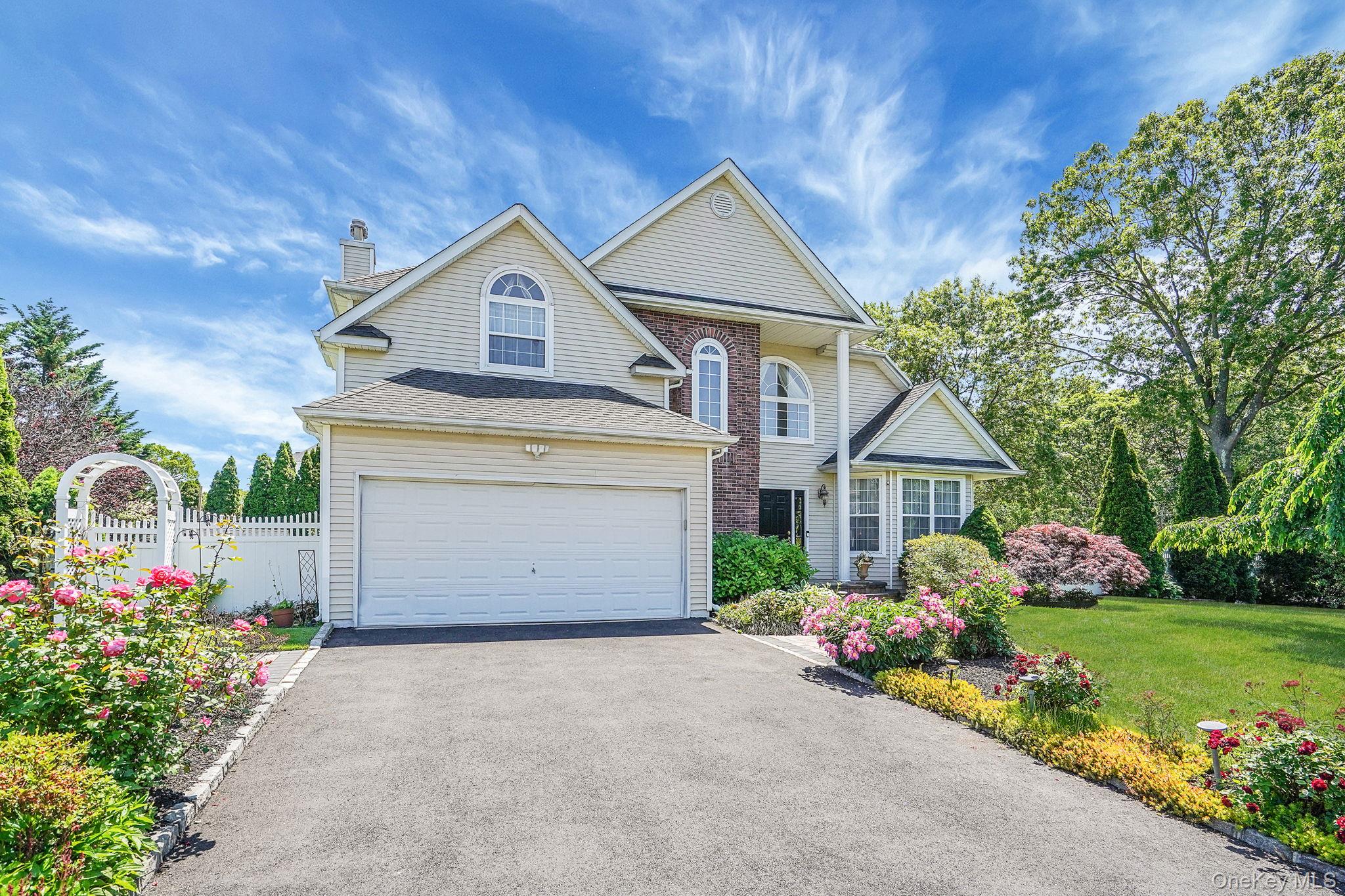 #1 photo, 18 Cayla Lane, Port Jefferson Station , NY 11776