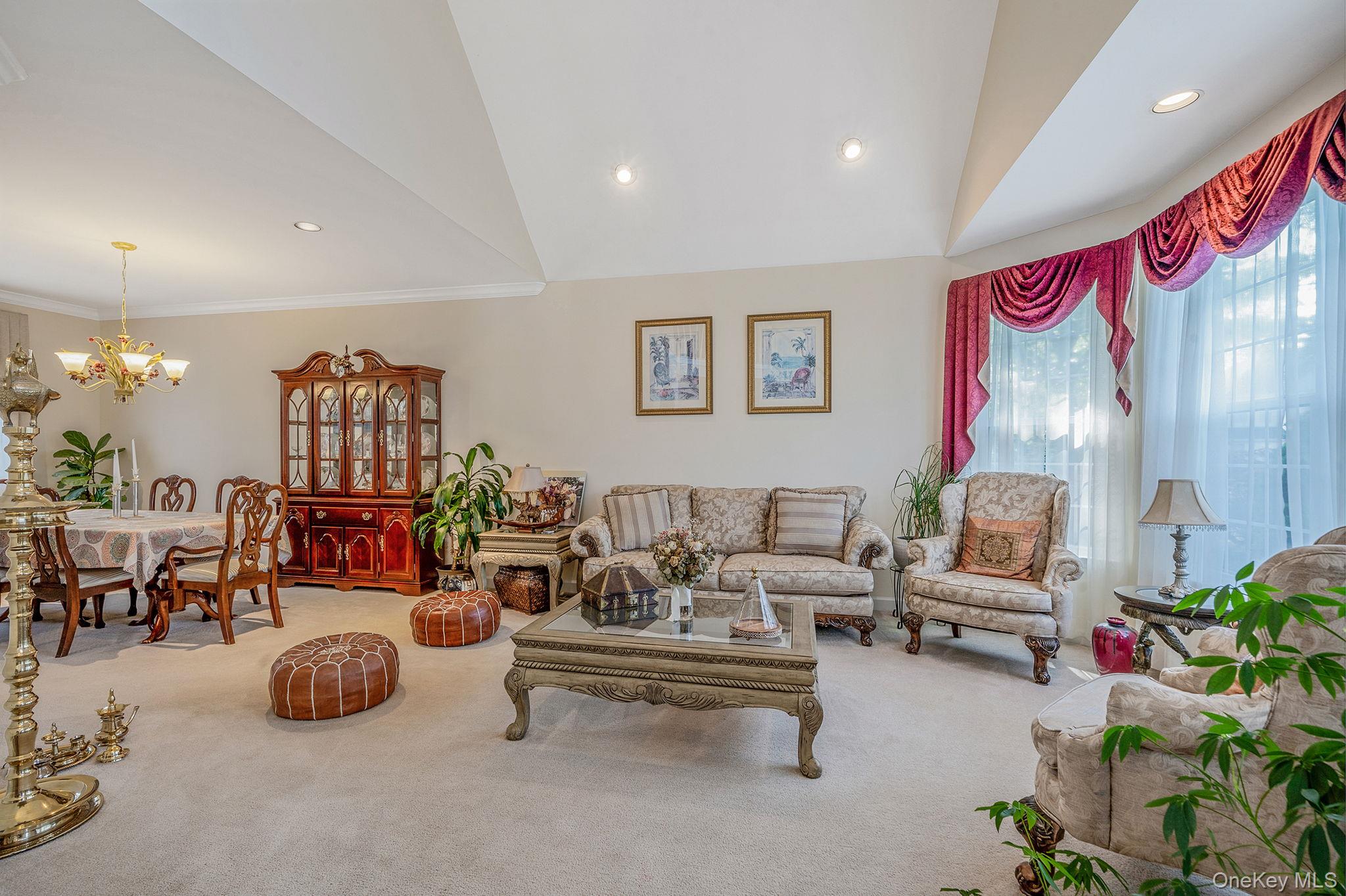 #6 photo, 18 Cayla Lane, 东长岛 Port Jefferson Station , NY 11776