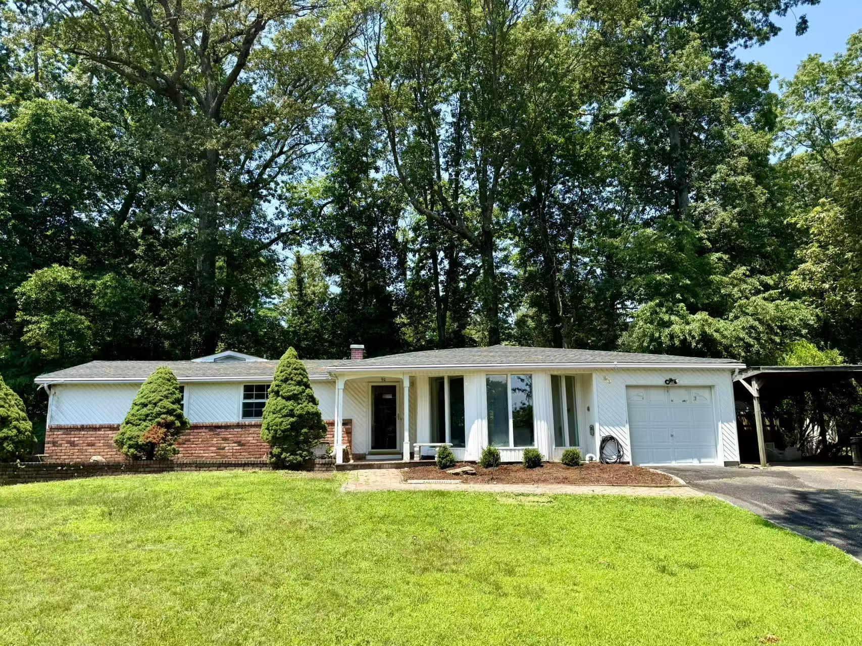 #1 photo, 90 University Heights Drive, Stony Brook , NY 11790