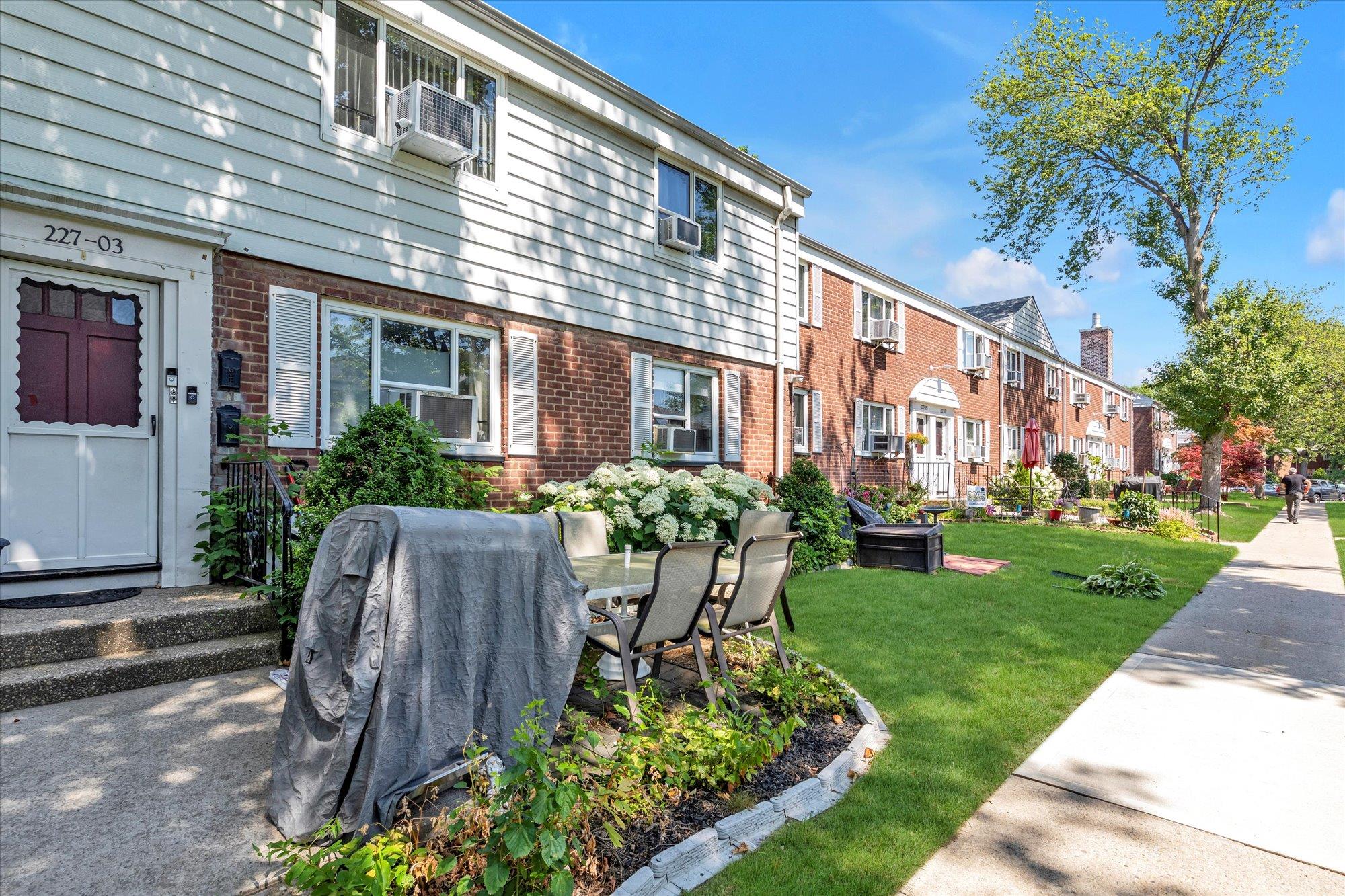 #11 photo, 227-03 88th Avenue, クイーンズ区 Queens Village , NY 11427