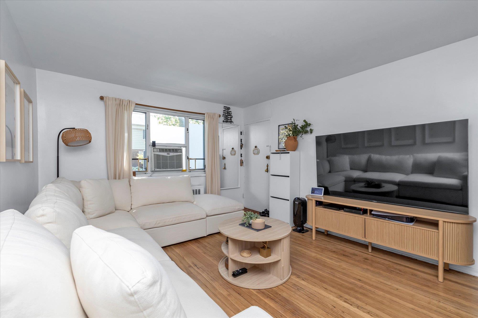 #4 photo, 227-03 88th Avenue, クイーンズ区 Queens Village , NY 11427