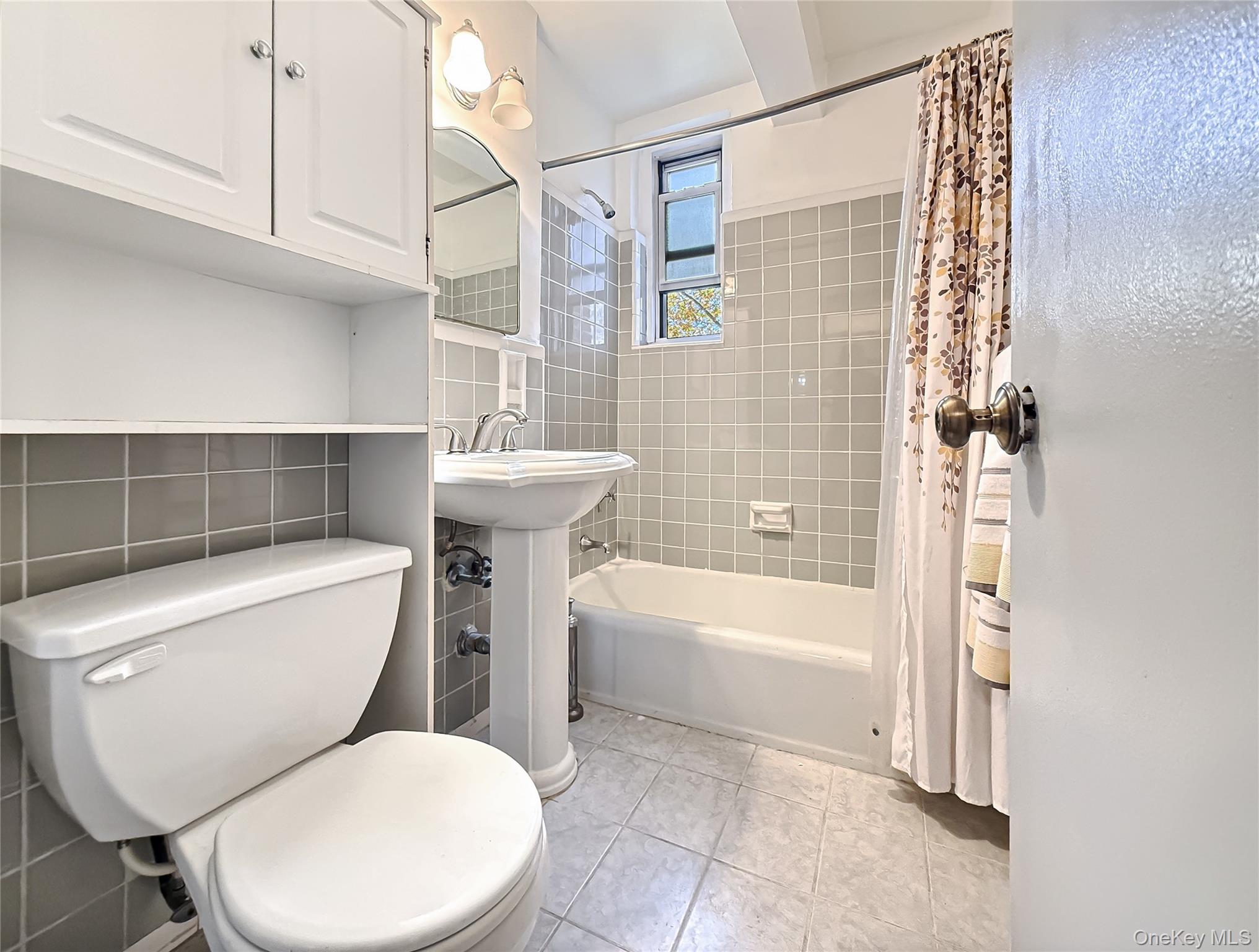 #9 photo, 1480 Thieriot Avenue, Bronx , NY 10460