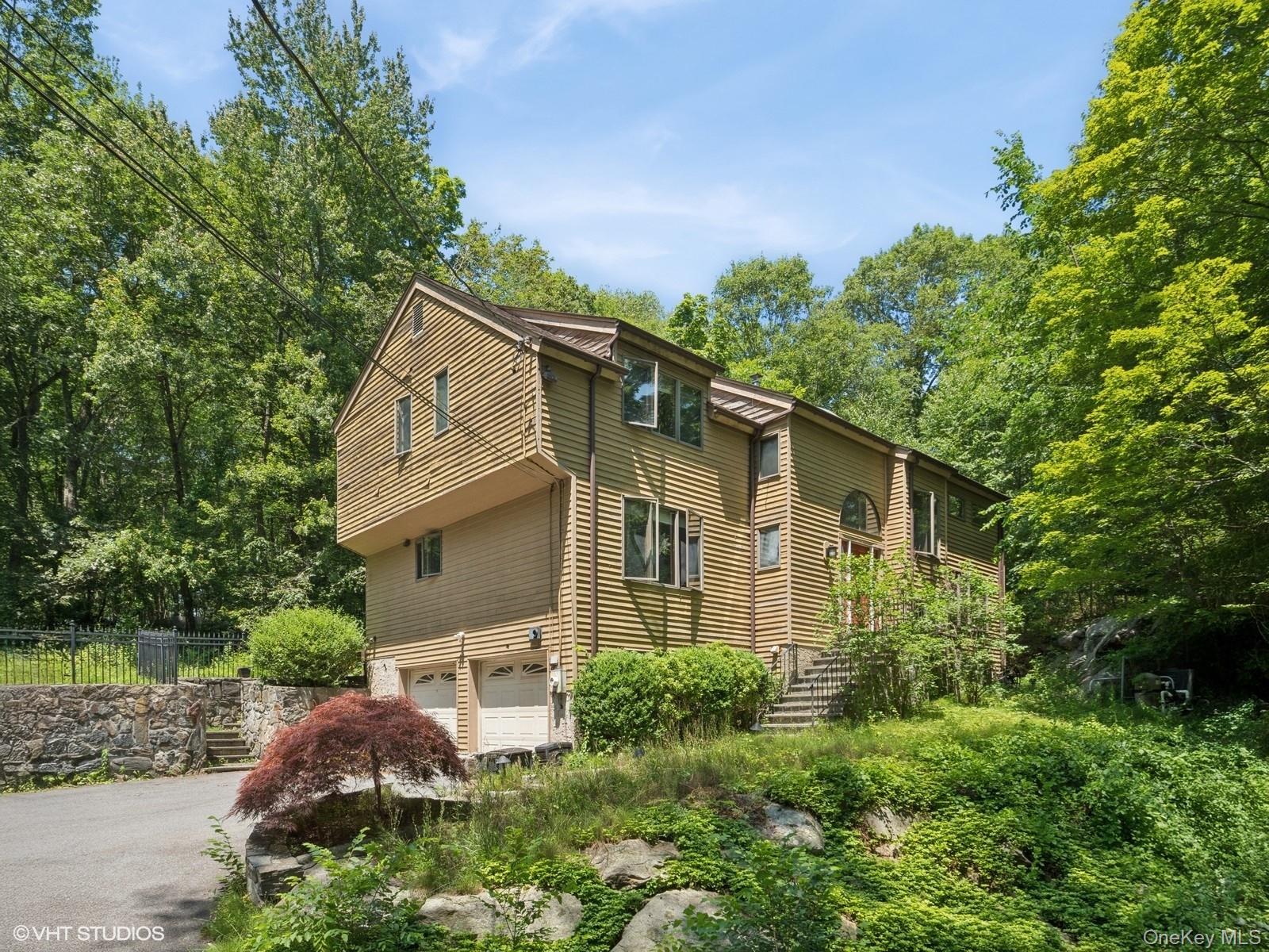 #1 photo, 212 Elmwood Road, South Salem , NY 10590