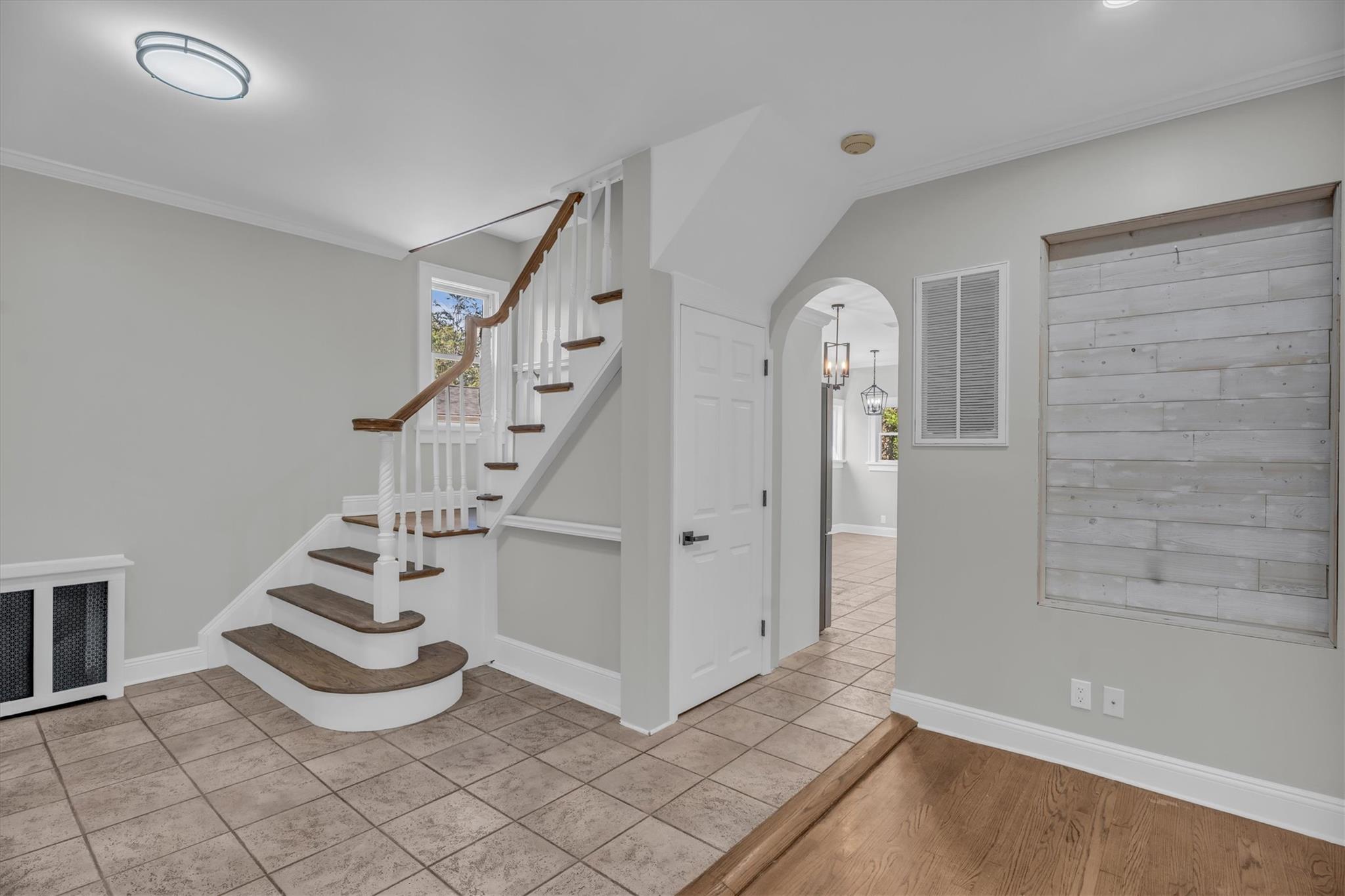 #10 photo, 643 Deer Park Avenue, サフォーク郡 Babylon , NY 11702