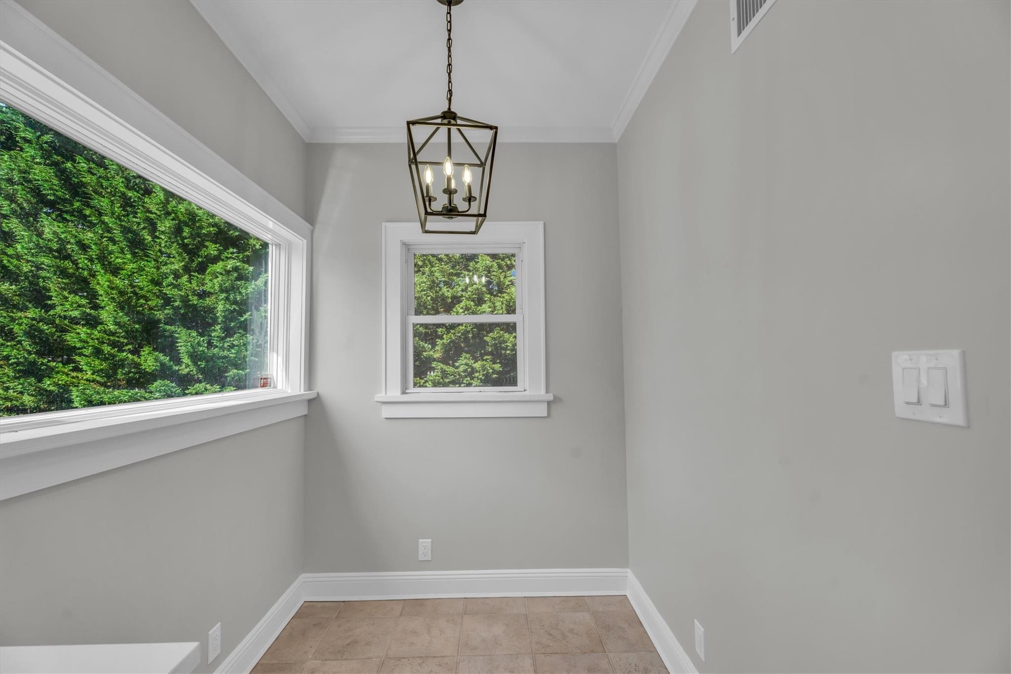 #9 photo, 643 Deer Park Avenue, サフォーク郡 Babylon , NY 11702