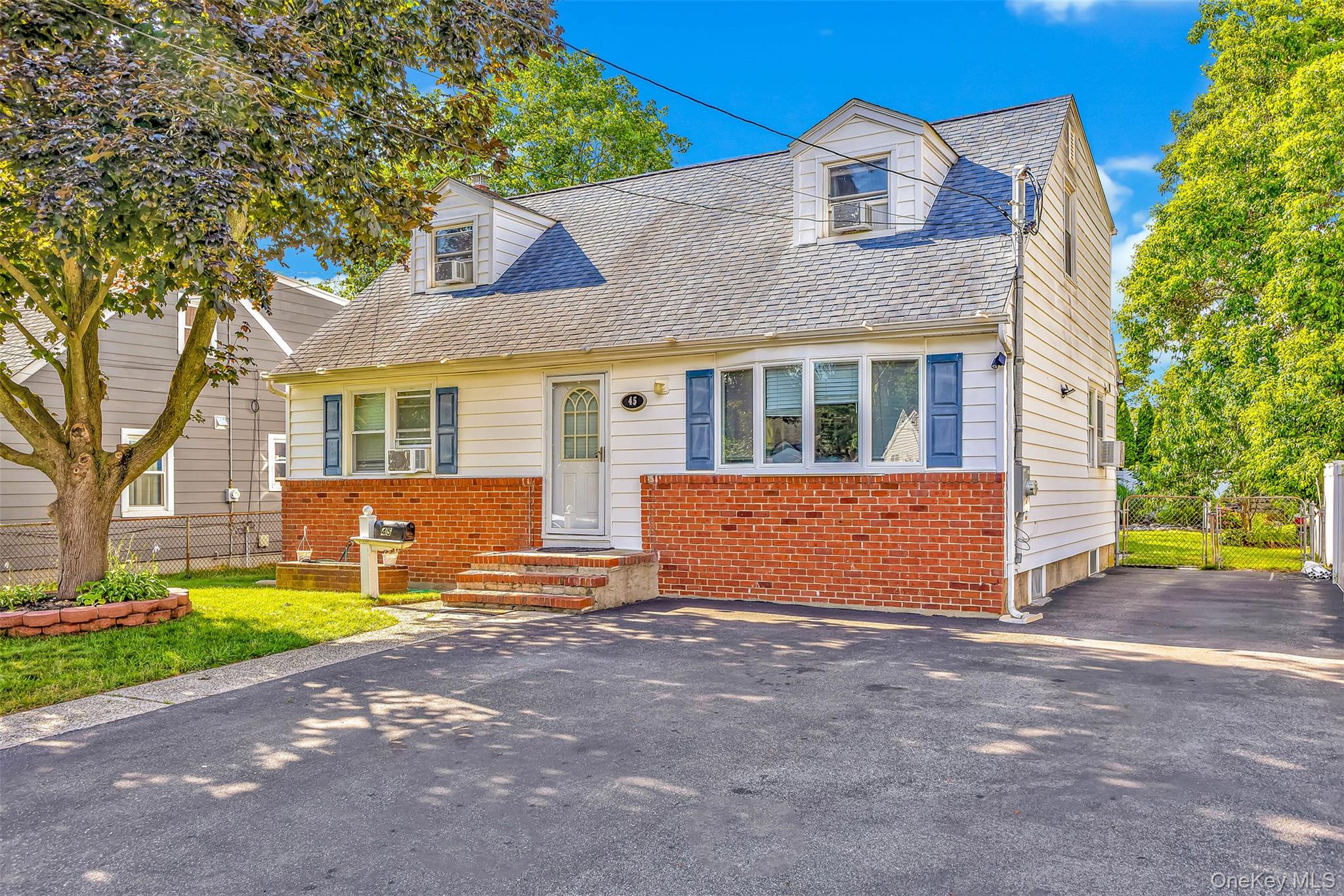 #1 photo, 45 W 6th Street, Patchogue , NY 11772