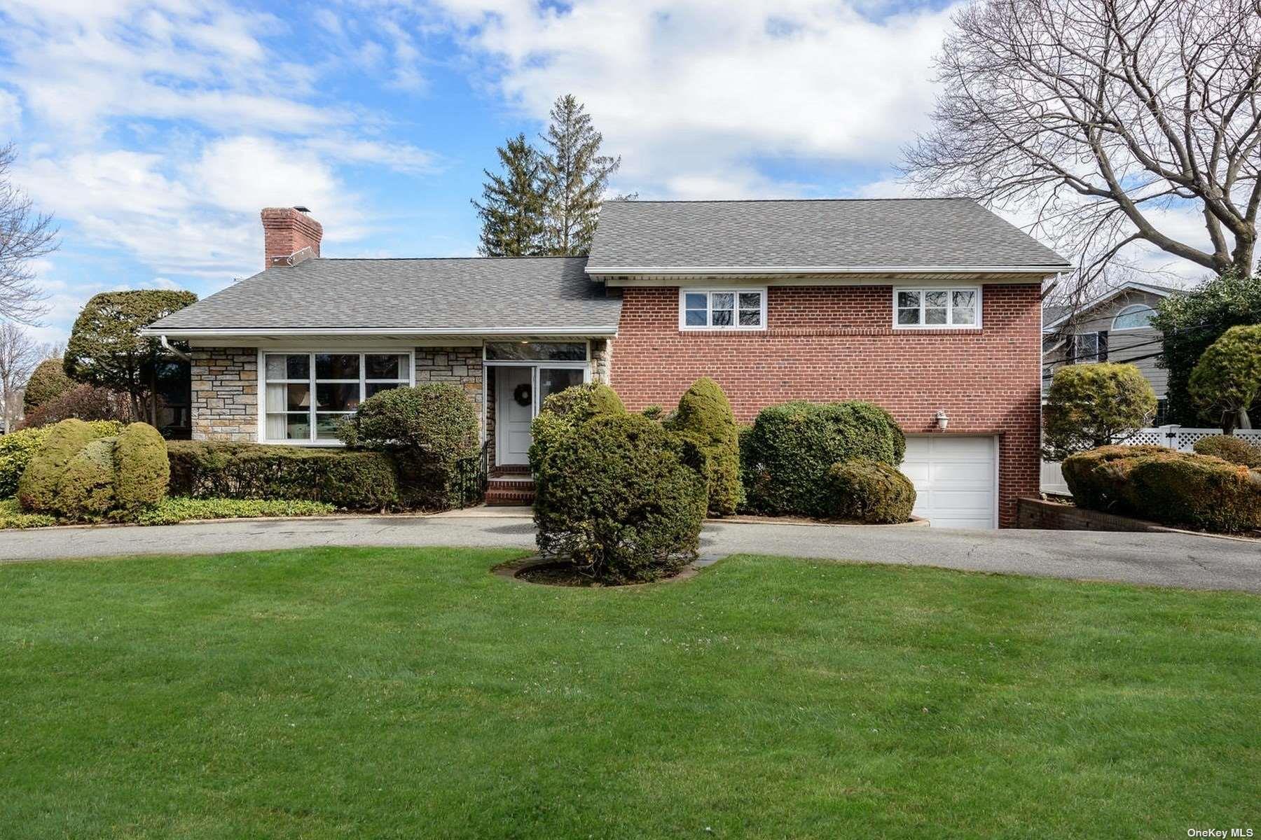 #1 photo, 17 Merillon Ave., Garden City , NY 11530