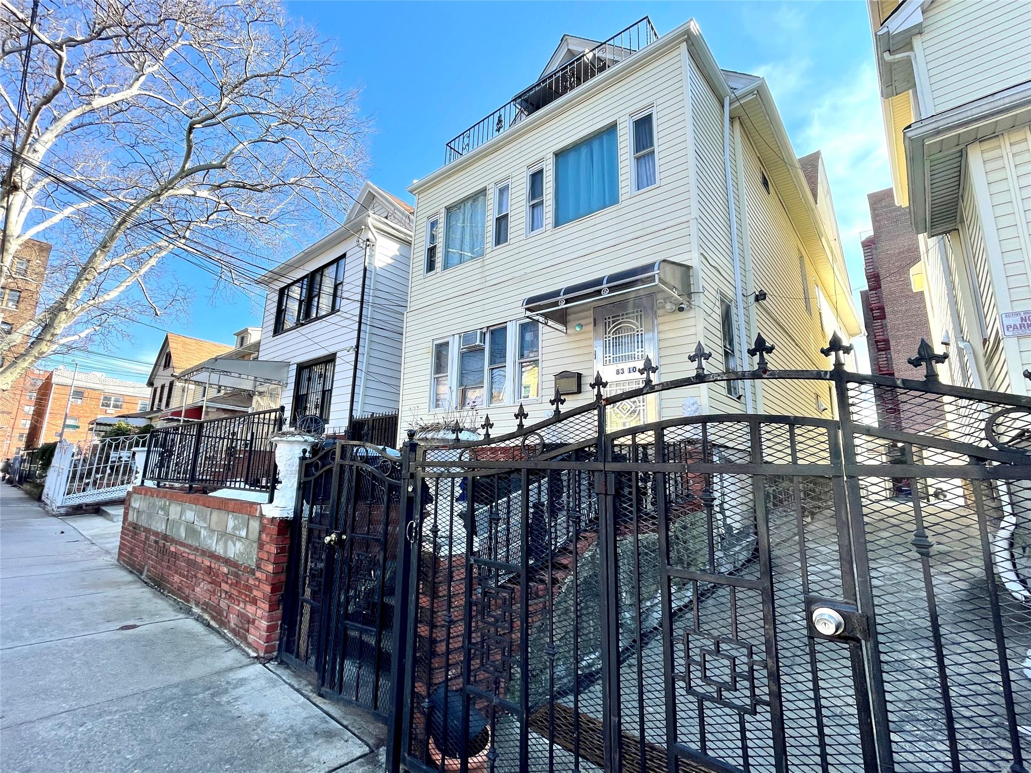 #2 photo, 83-10 Pettit Avenue, クイーンズ区 Elmhurst , NY 11373