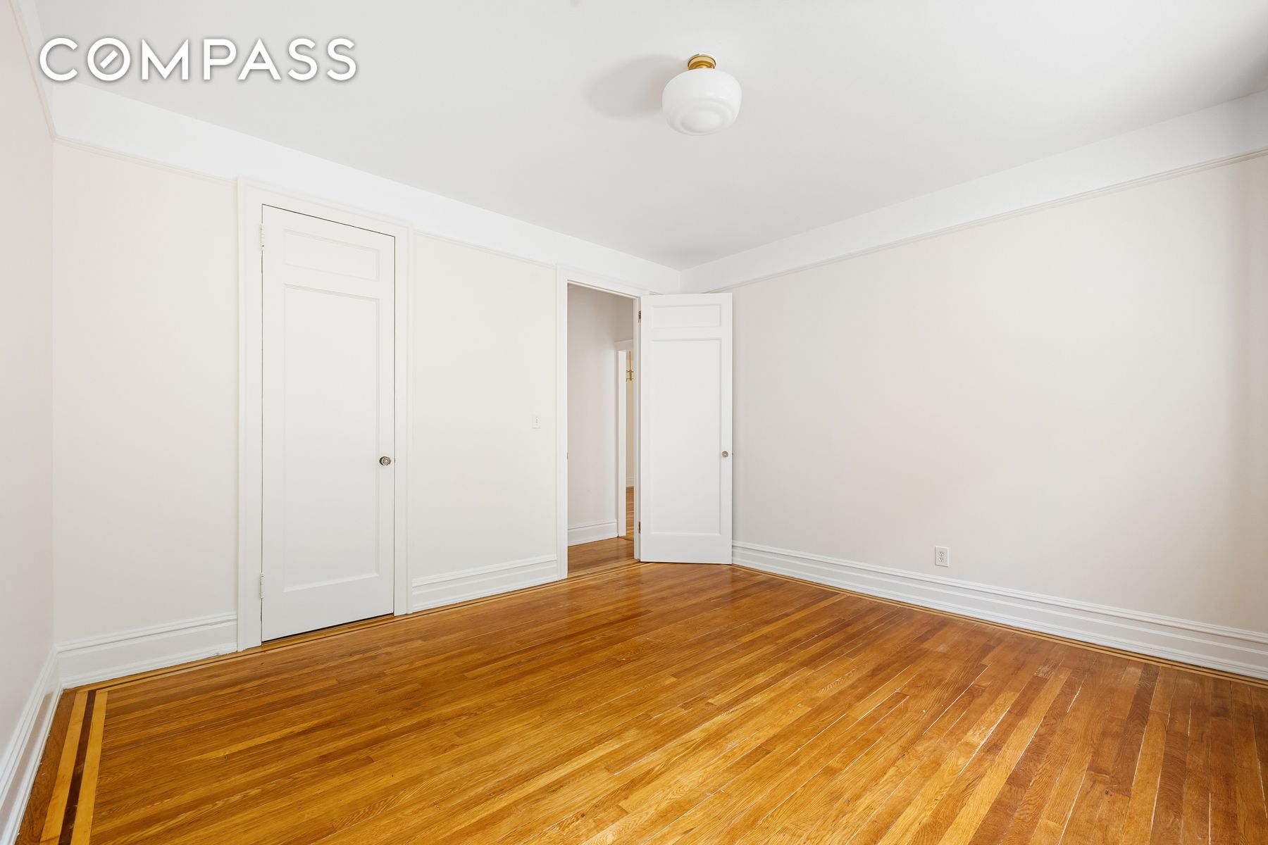 #17 photo, 35-27 76th Street, クイーンズ区 Jackson Heights , NY 11372