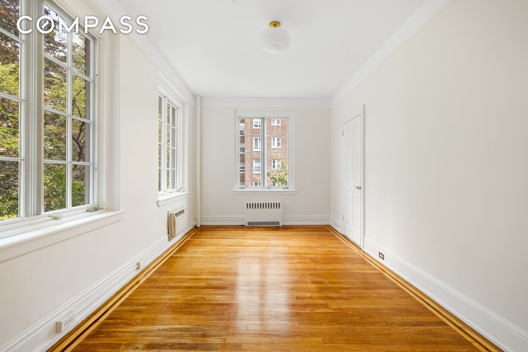 #9 photo, 35-27 76th Street, クイーンズ区 Jackson Heights , NY 11372