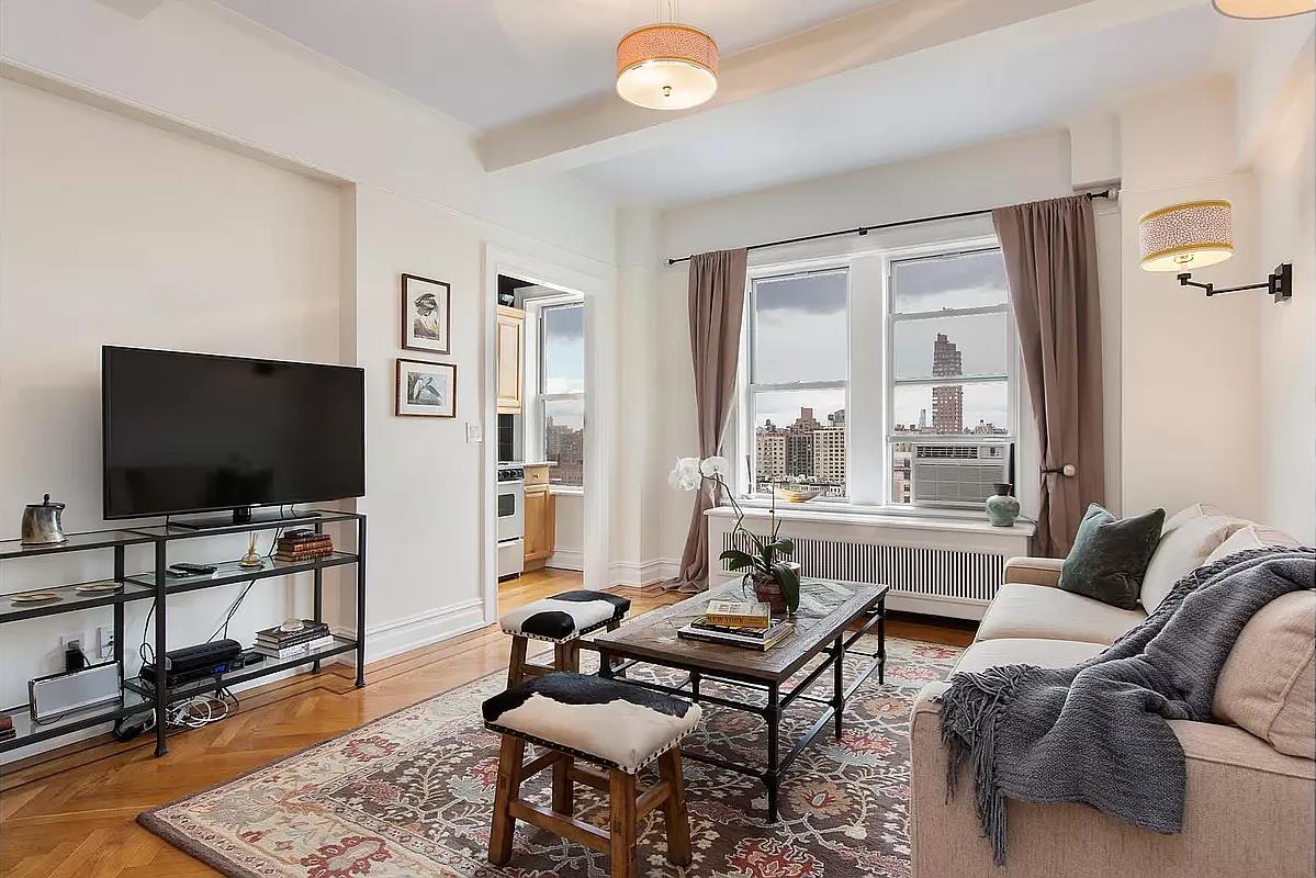 #1 photo, 41 W 72ND Street, 曼哈顿 上西城 Upper West Side , NY 10023