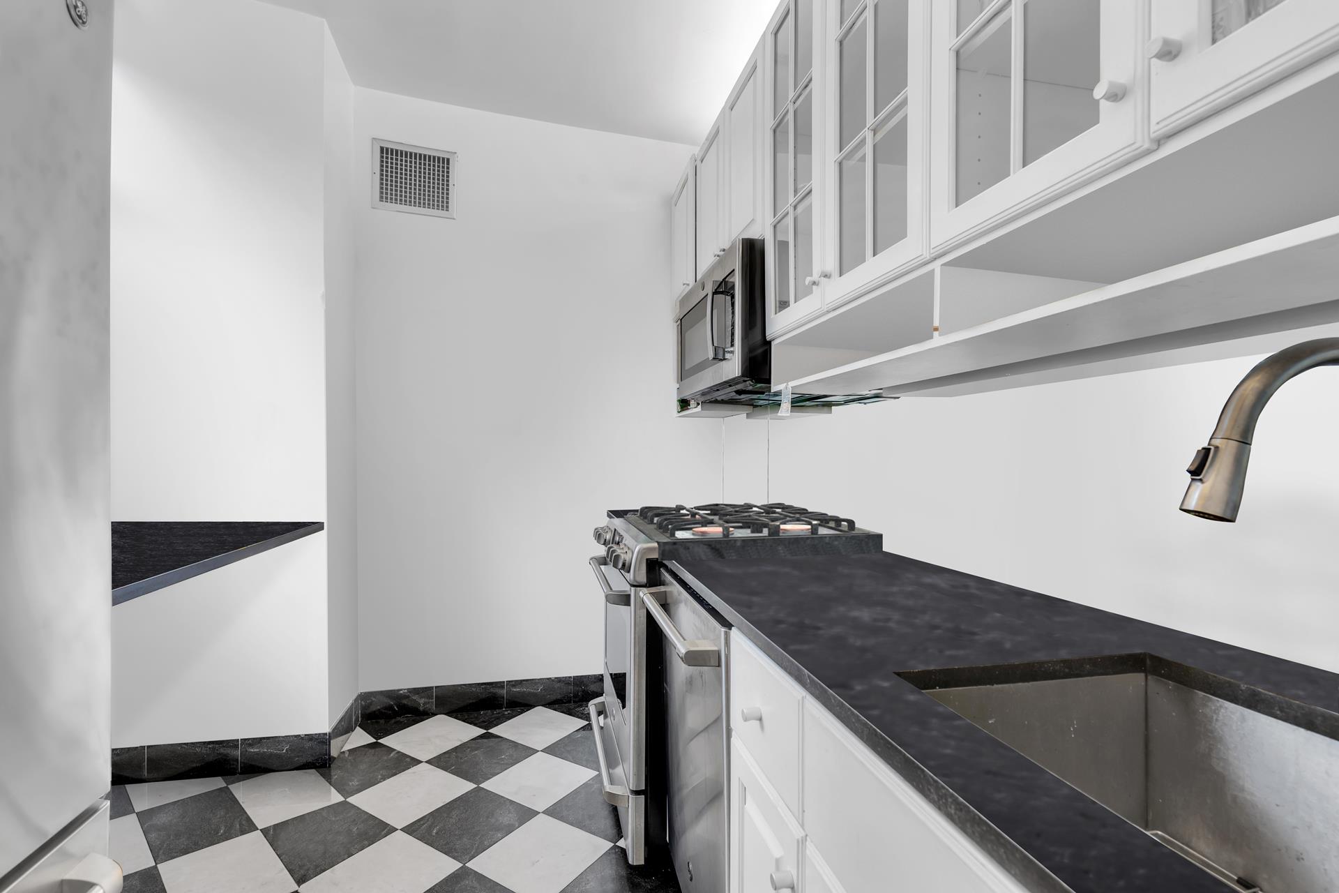 #4 photo, 250 E 54TH Street, マンハッタン Sutton Place , NY 10022