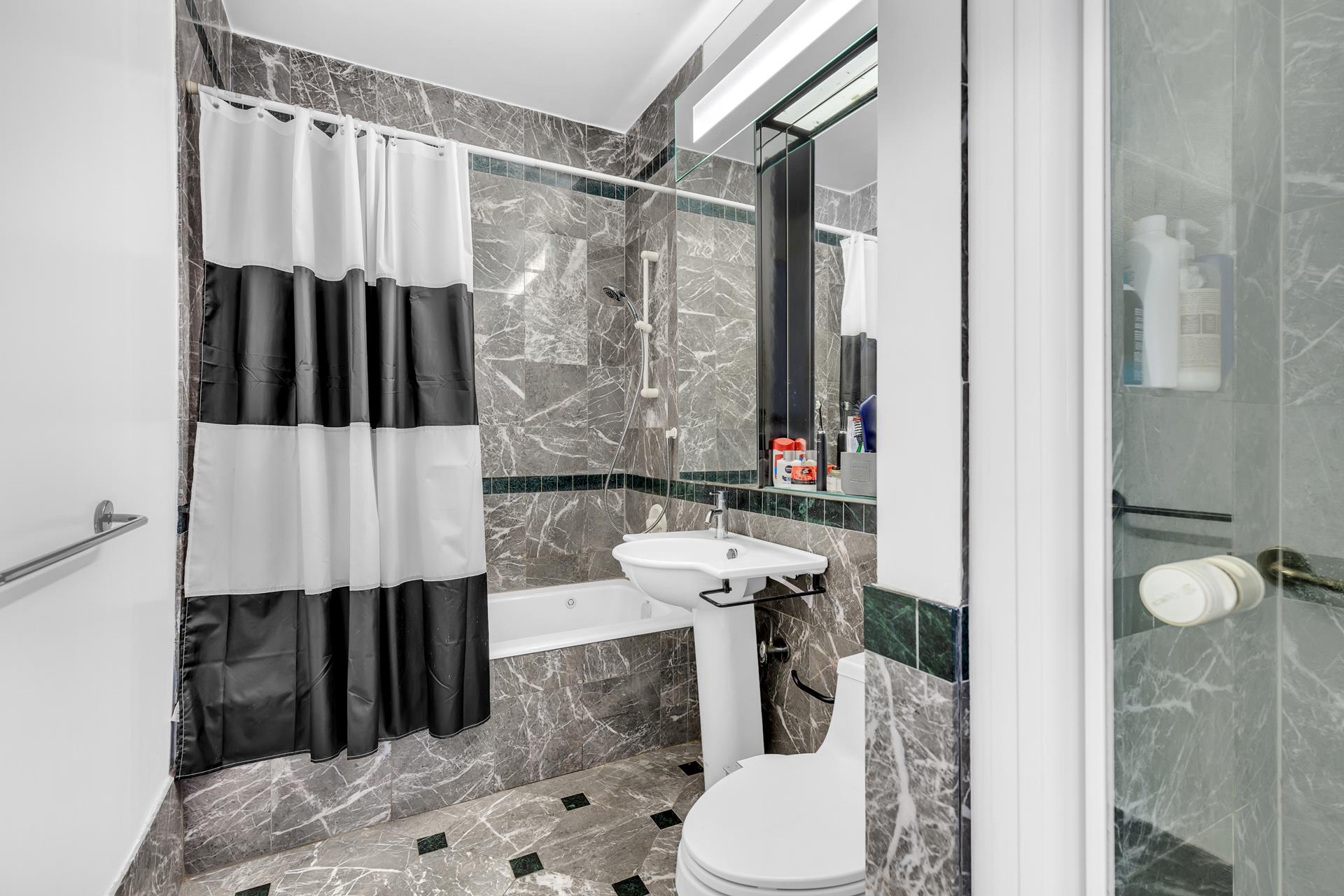 #7 photo, 250 E 54TH Street, マンハッタン Sutton Place , NY 10022