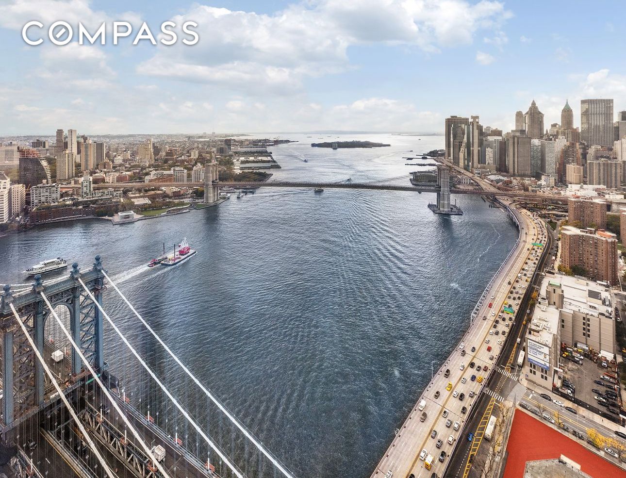 #12 photo, 252 South Street, マンハッタン Two Bridges , NY 10002