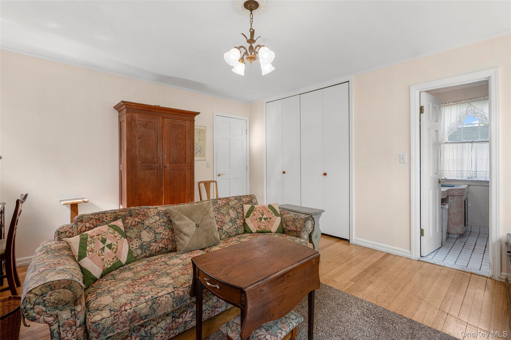 #17 photo, 16 Ria Drive, White Plains , NY 10605