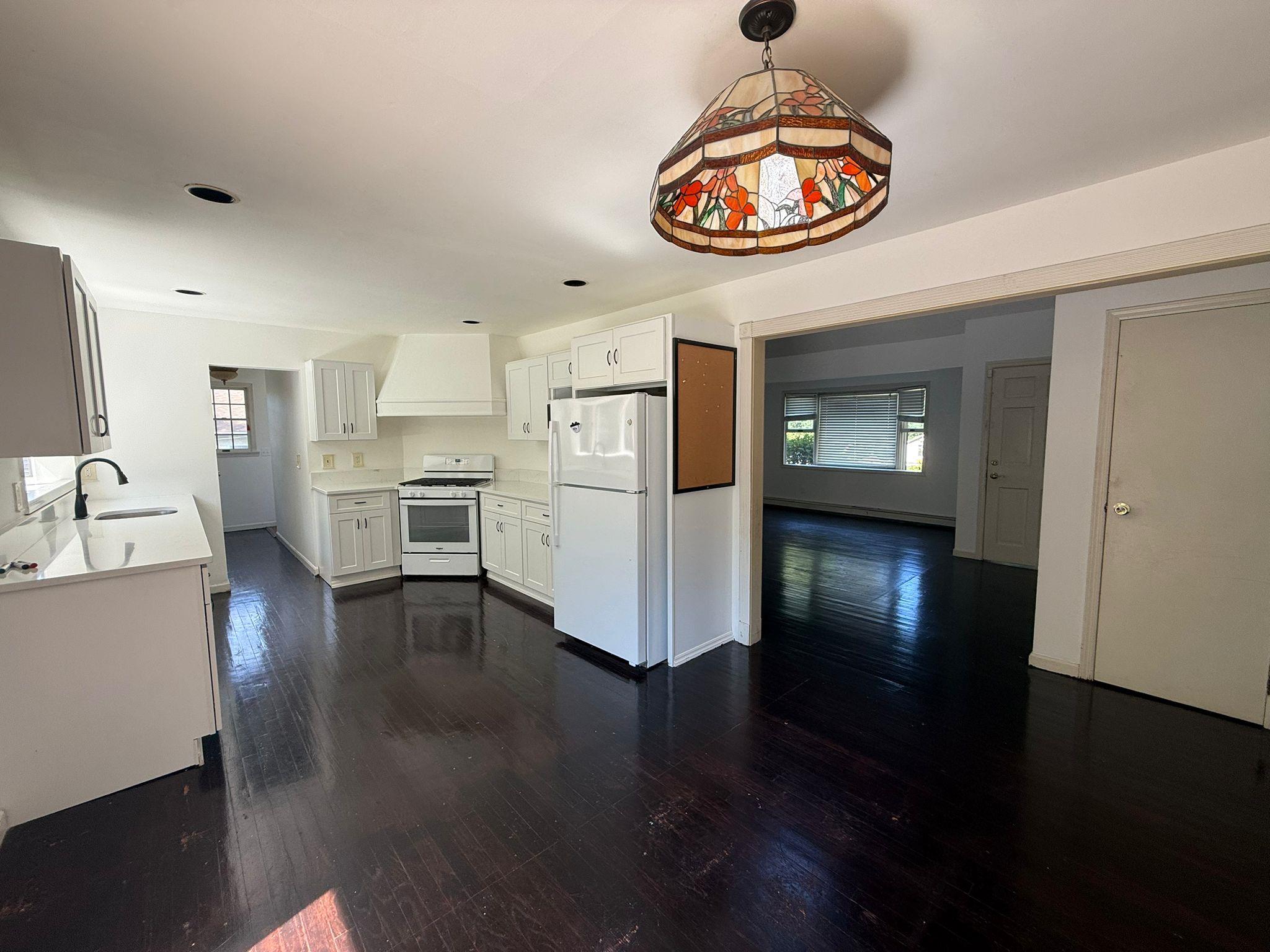 #1 photo, 82 Upton Drive, 東長島 Sound Beach , NY 11789