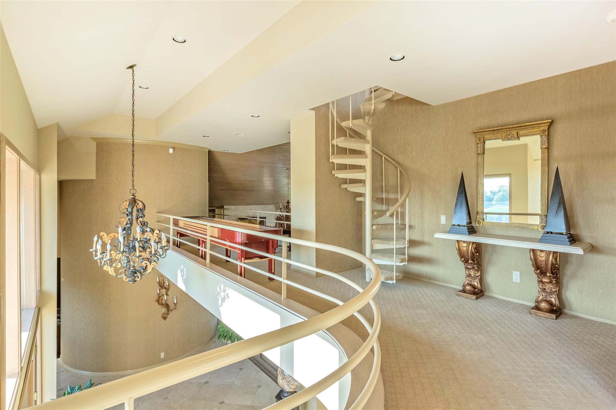 #15 photo, 136 The Helm, East Islip , NY 11730