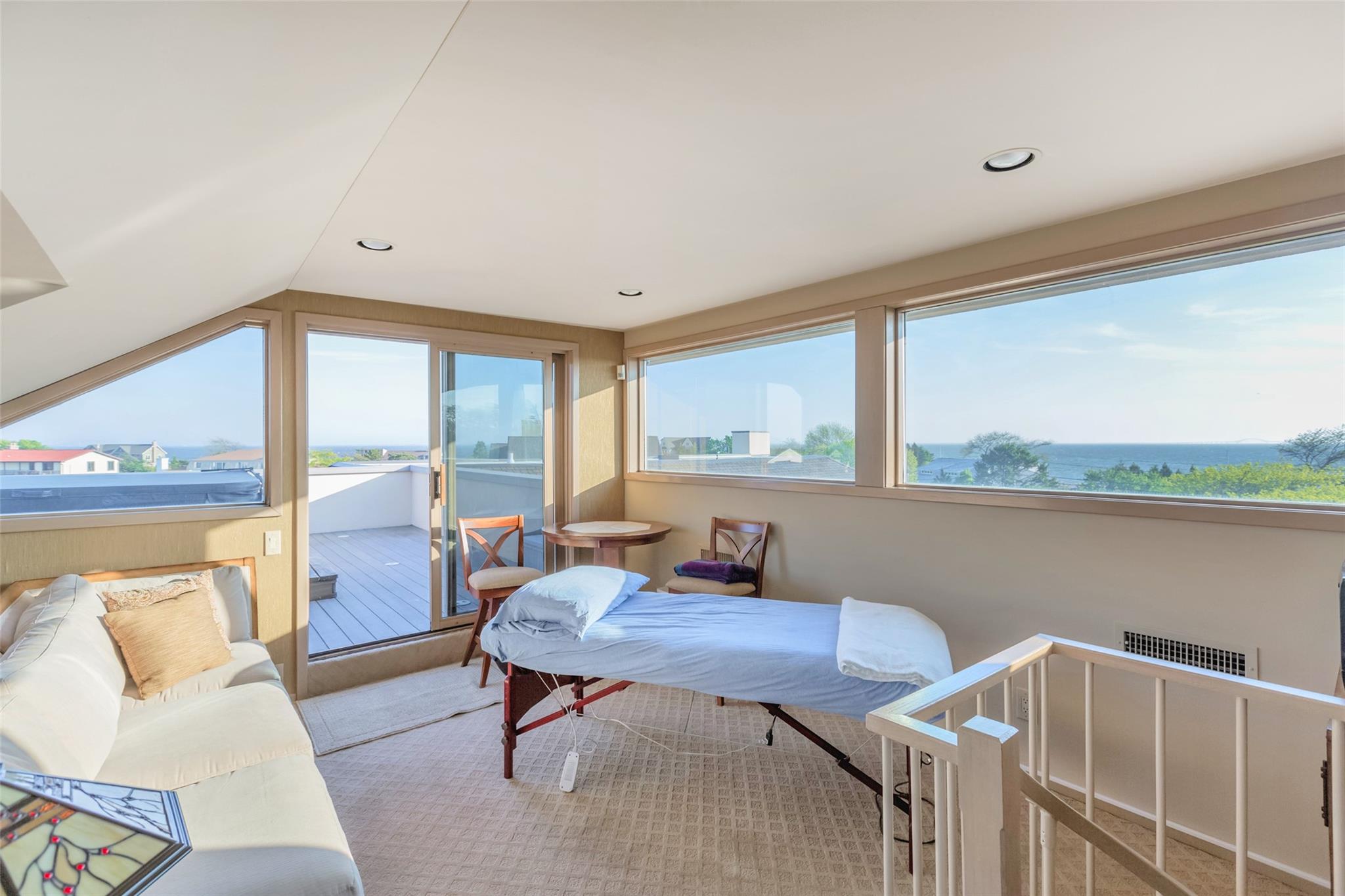 #17 photo, 136 The Helm, East Islip , NY 11730