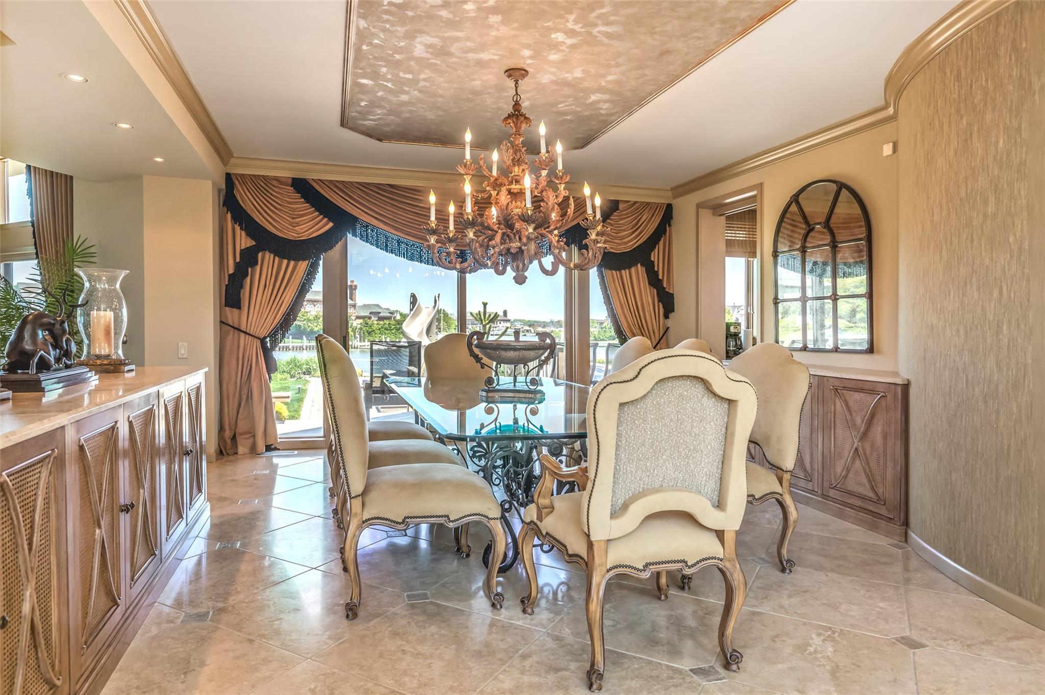 #9 photo, 136 The Helm, East Islip , NY 11730