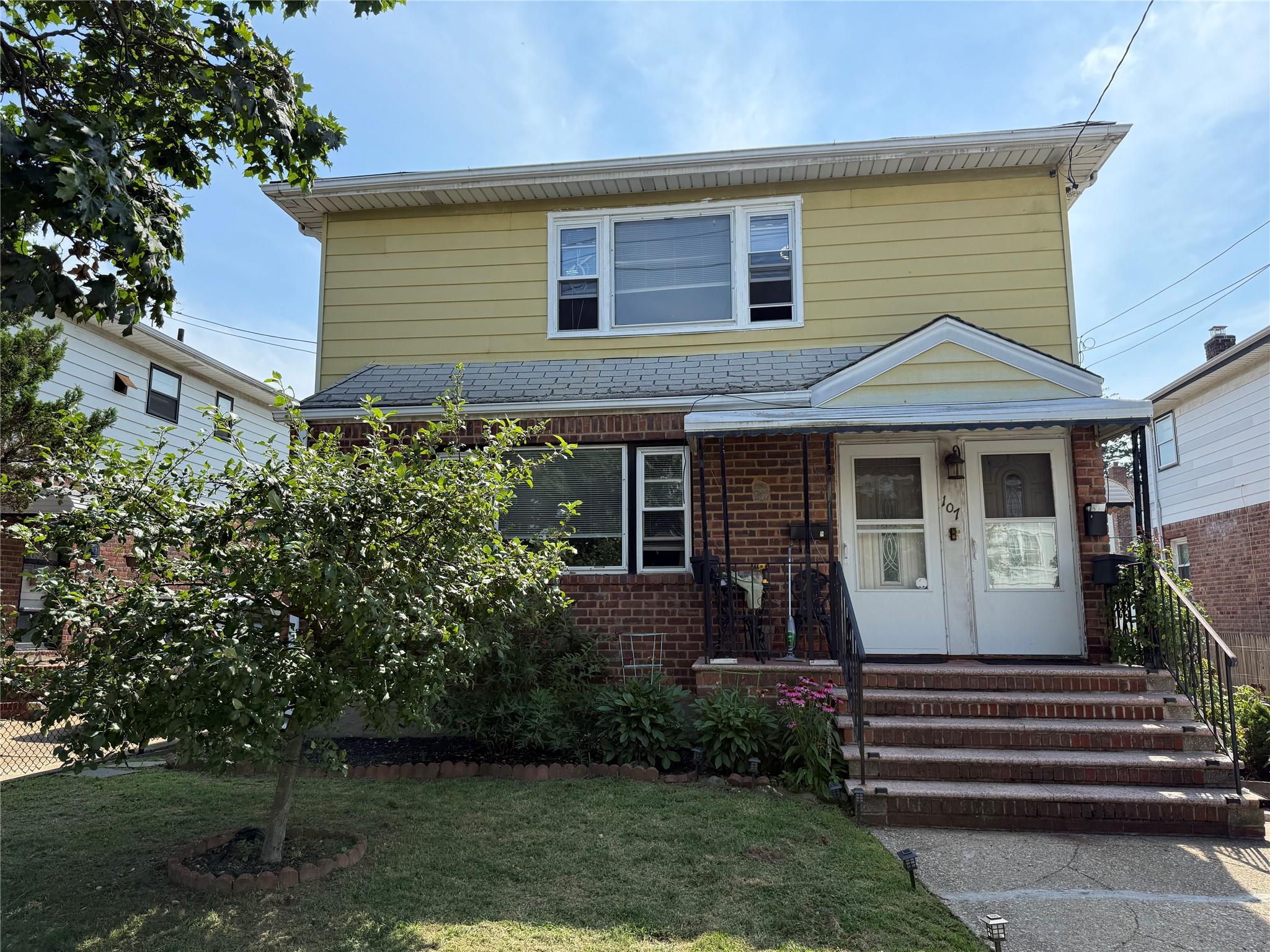 #1 photo, 107 Gibson Boulevard, ناسو Valley Stream , NY 11581