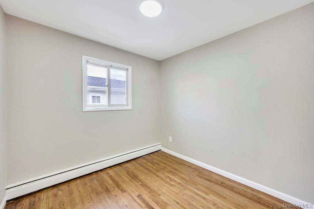 #18 photo, 833 Bermuda Road, サフォーク郡 West Babylon , NY 11704