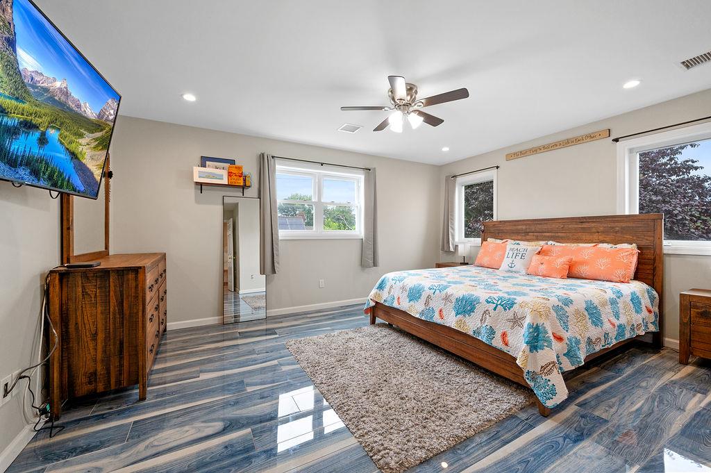 #12 photo, 10 Airway Drive, ناسو Bellmore , NY 11710