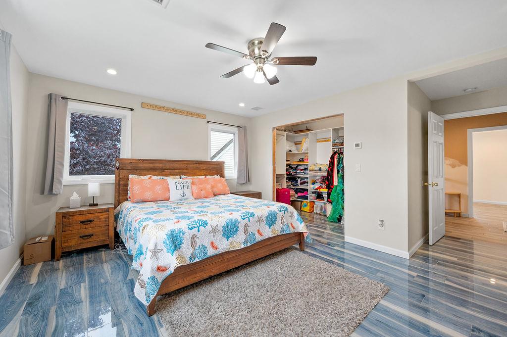 #13 photo, 10 Airway Drive, ناسو Bellmore , NY 11710