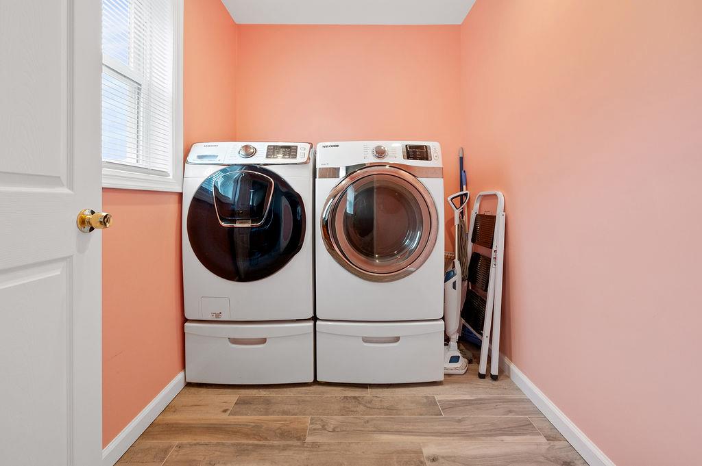 #19 photo, 10 Airway Drive, ناسو Bellmore , NY 11710