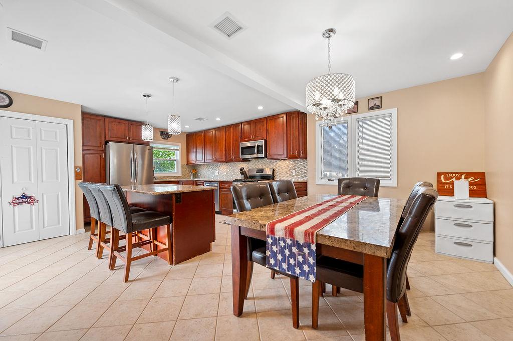 #2 photo, 10 Airway Drive, ناسو Bellmore , NY 11710